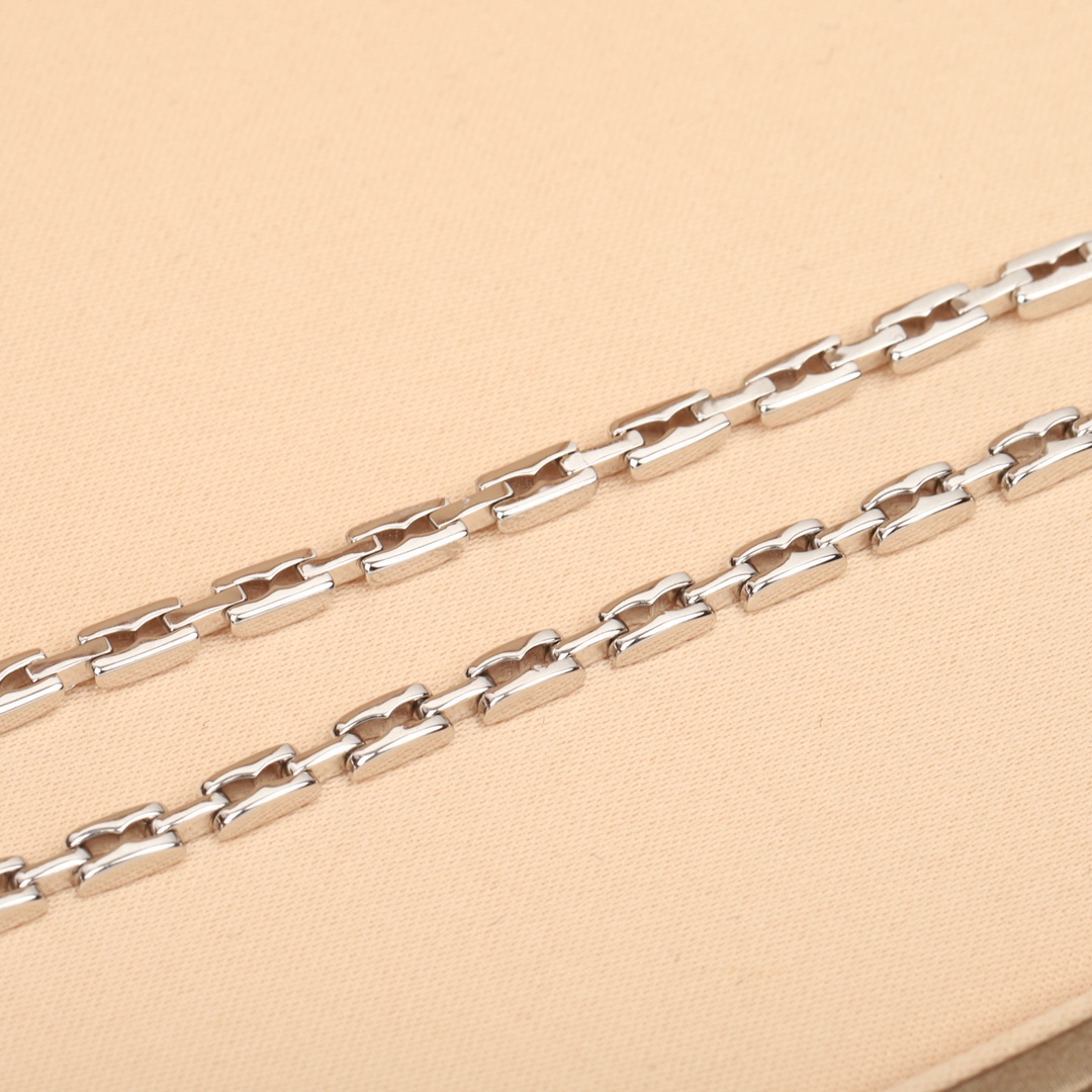 Bulgari Small Waist Diamond Necklace