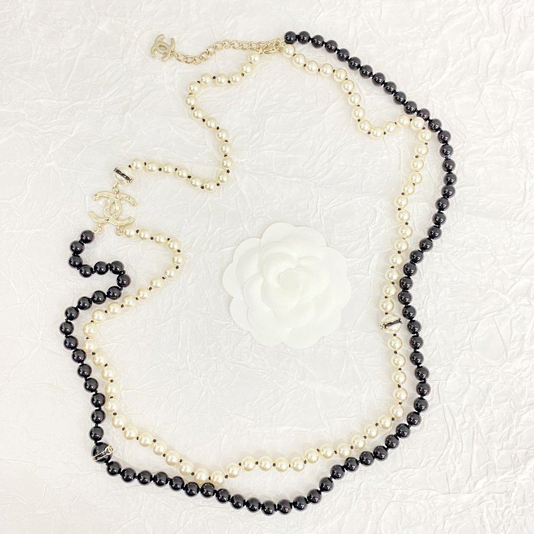 Chanel Black and White Half-Color Pearl Double Necklace