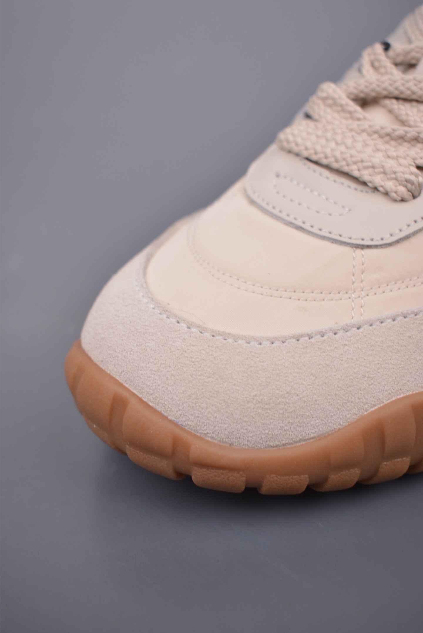 Miu Miu Tyre Low Sneakers 