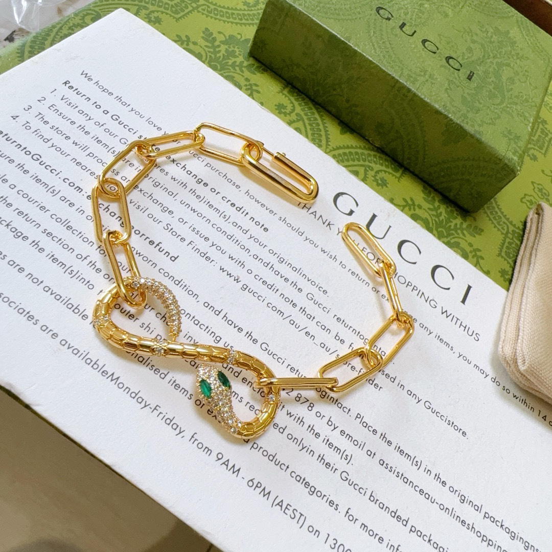 Gucci Diamond Snake Bracelet