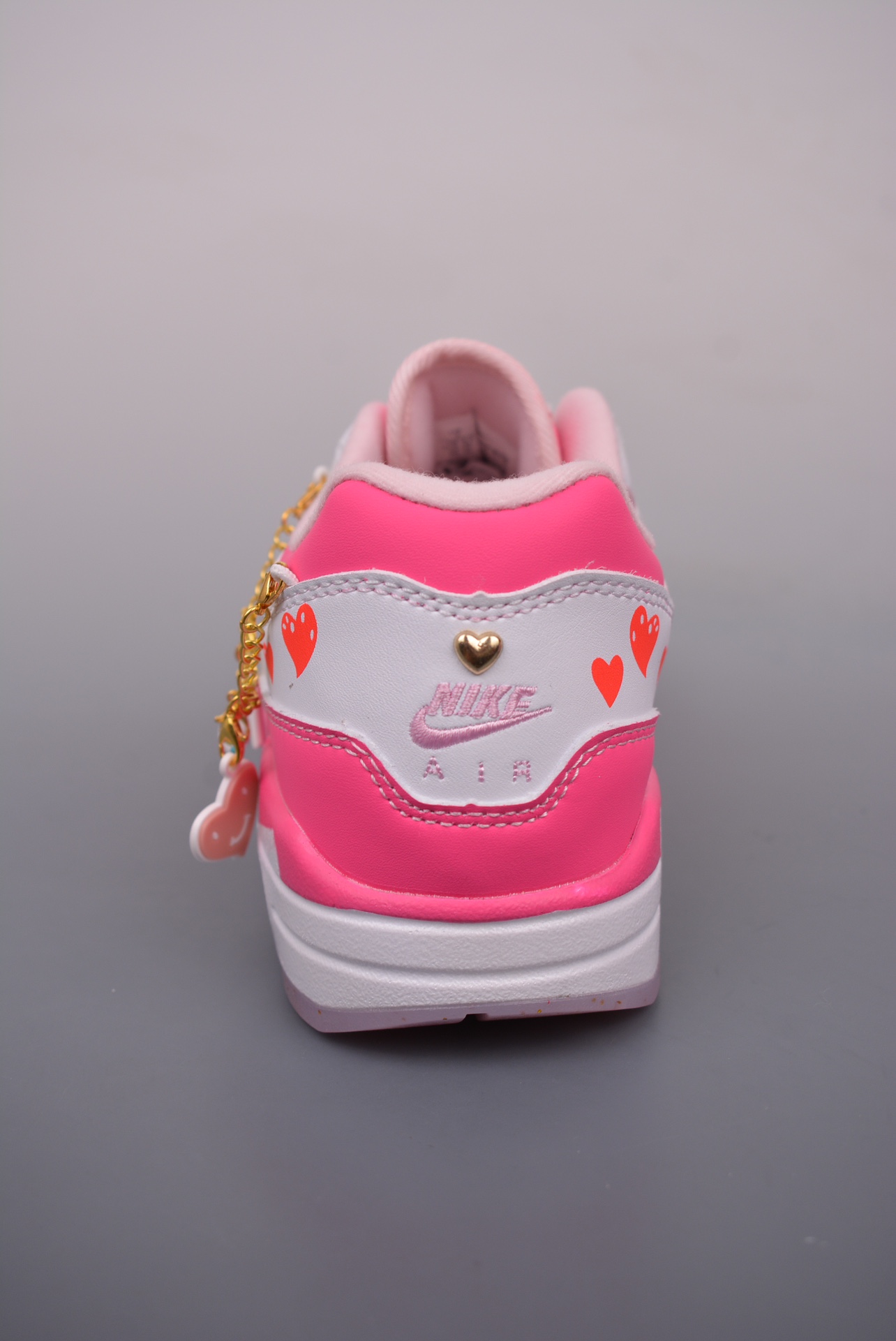 Doernbecher Freestyle x Nike Air Max 1 '86 Hailey Pink and White FZ3021-919