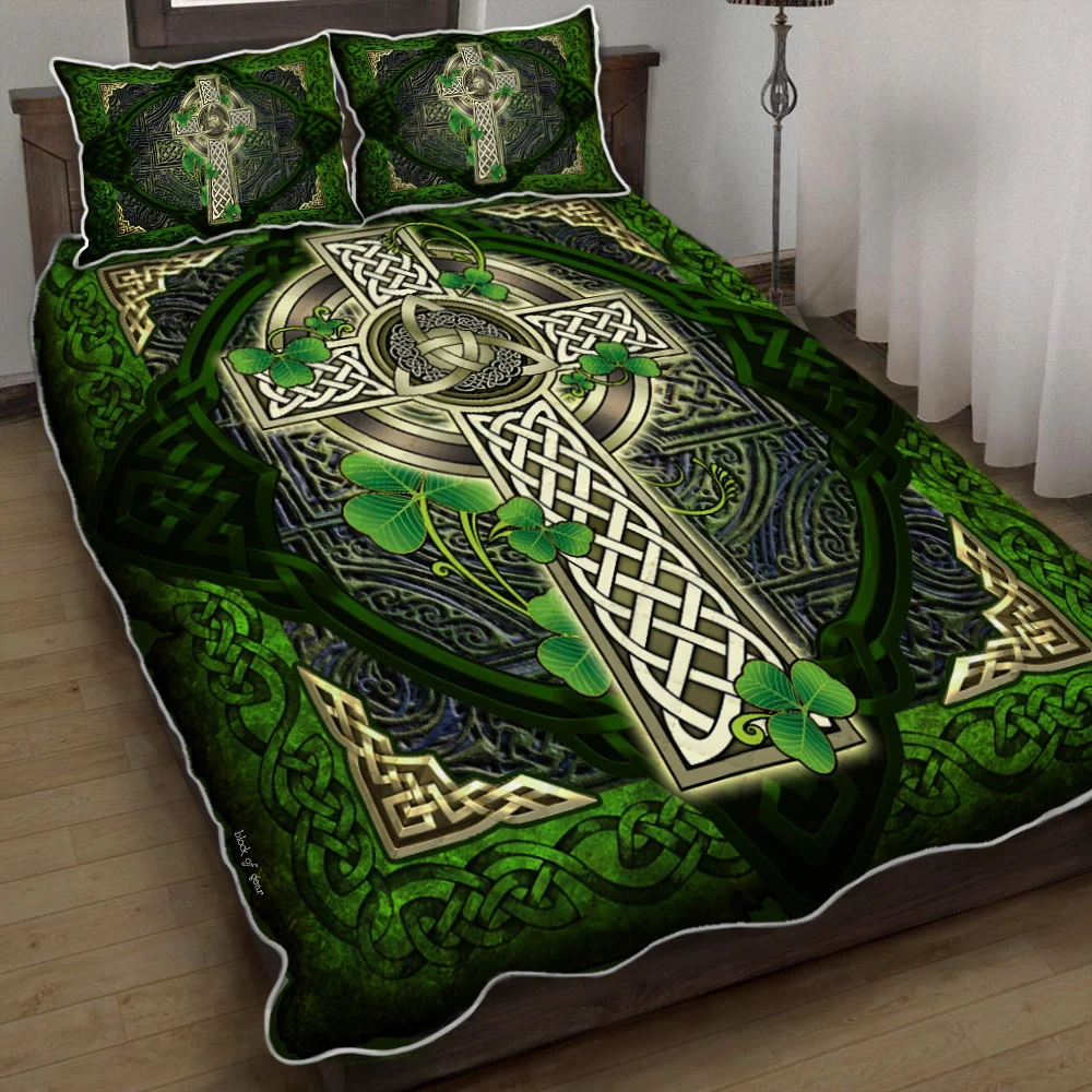 Irish Shamrock Celtic Cross Quilt Bed Set