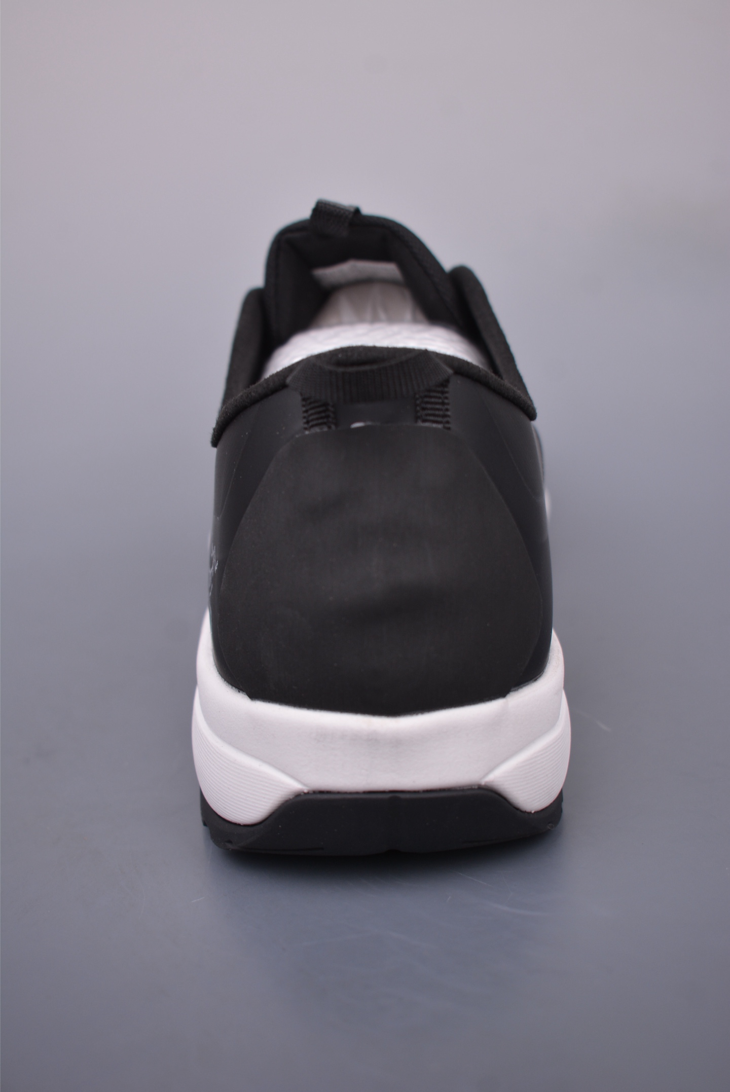 Arc'teryx Konseal LT Outdoor Sports Shoes Black and White 077218-439746