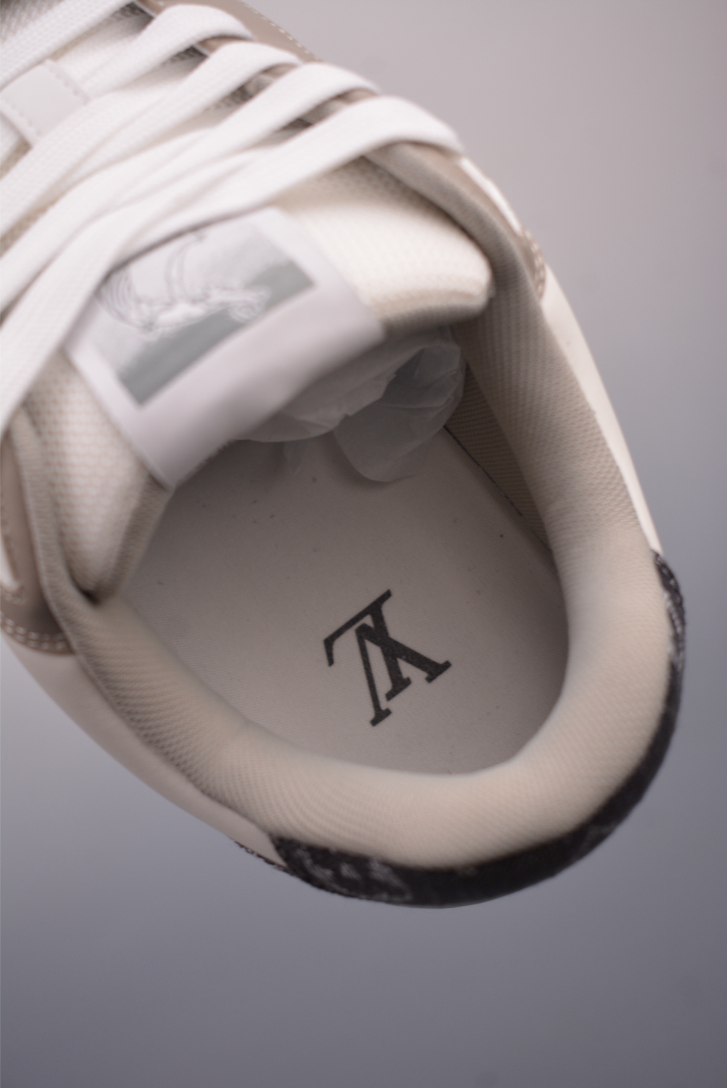 Louis Vuitton Trainer Sneaker Low