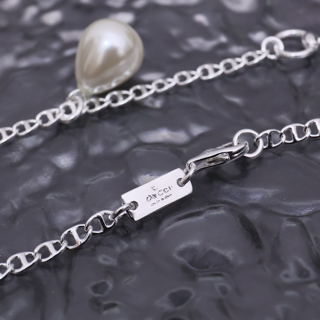 Gucci Pearl Charm Silver Necklace