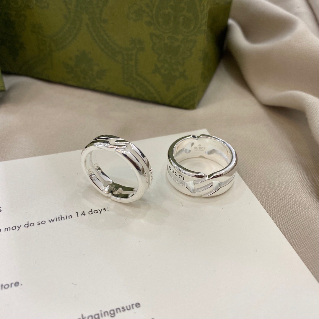 Gucci Interlocking G Ring