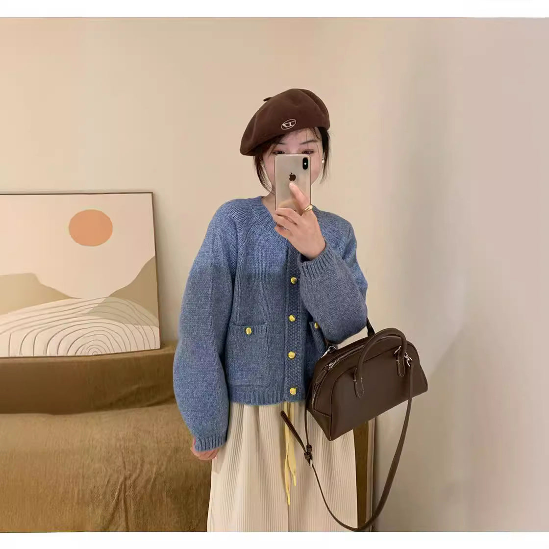 Loose Cropped Sweater Coat – Western Style with a Youthful Look
