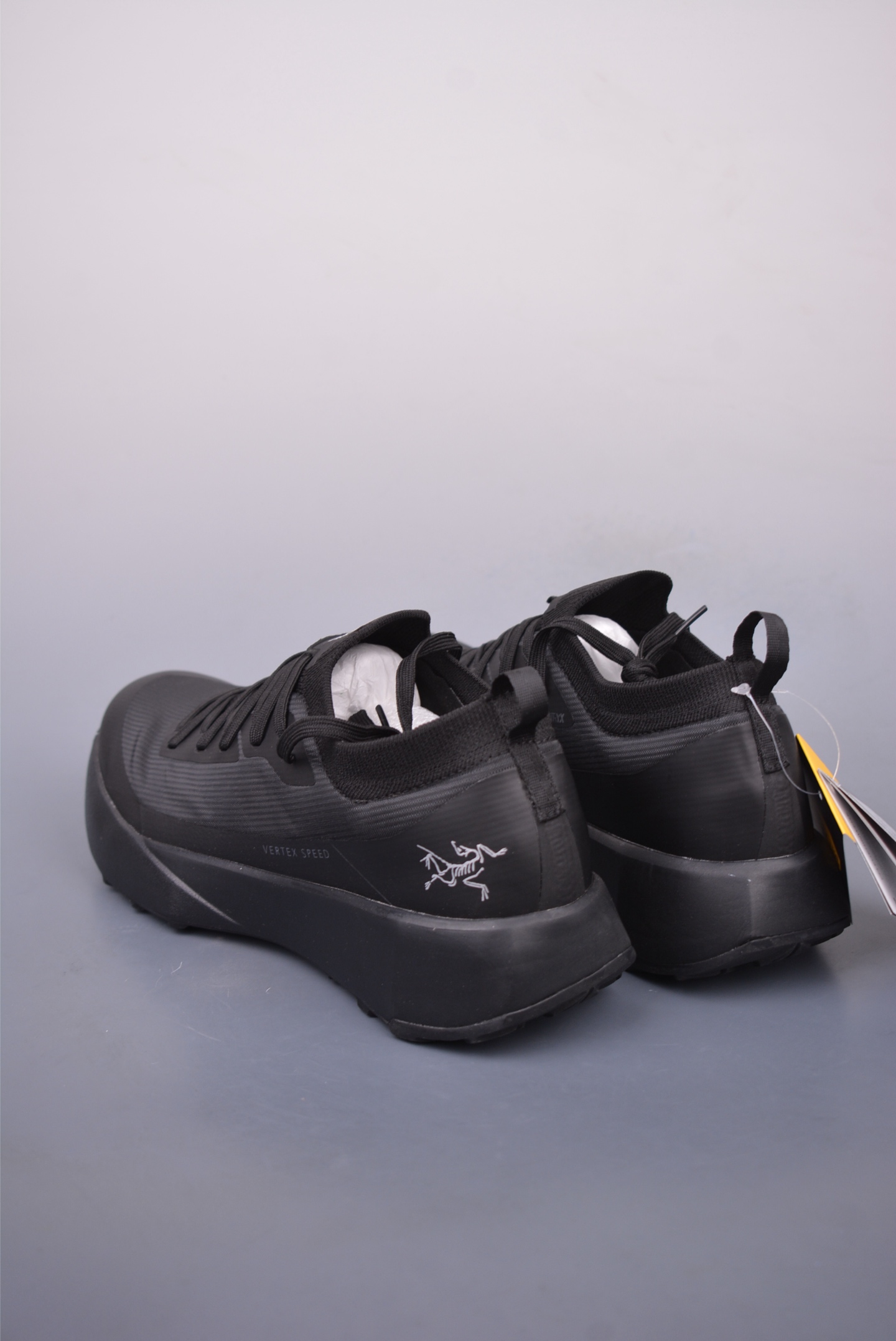 Arc'teryx KONSEAL LT W outdoor hiking shoes all black 0772183633