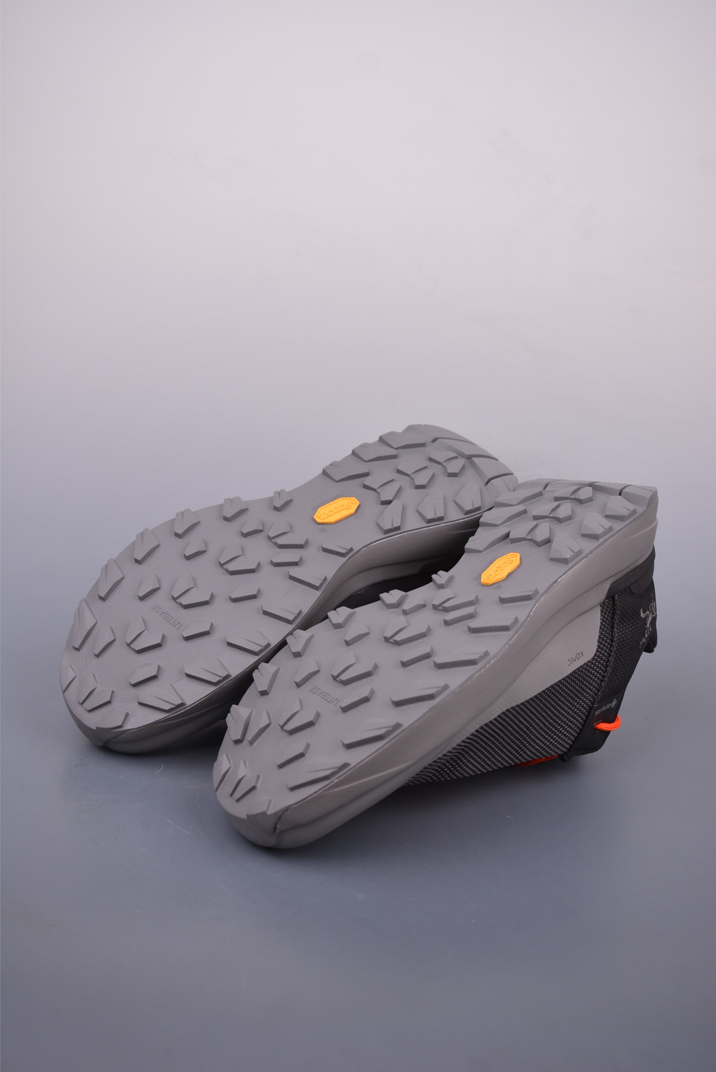 Arc'teryx Kopec GTX Hiking Shoes Black Gray Orange X000009208
