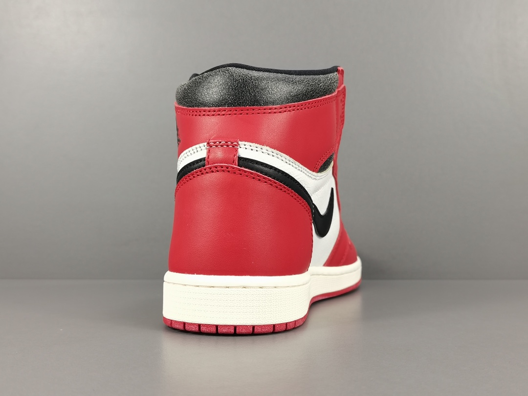 Nike Air Jordan 1 Retro High OGChicago Reimagined DZ5485-612