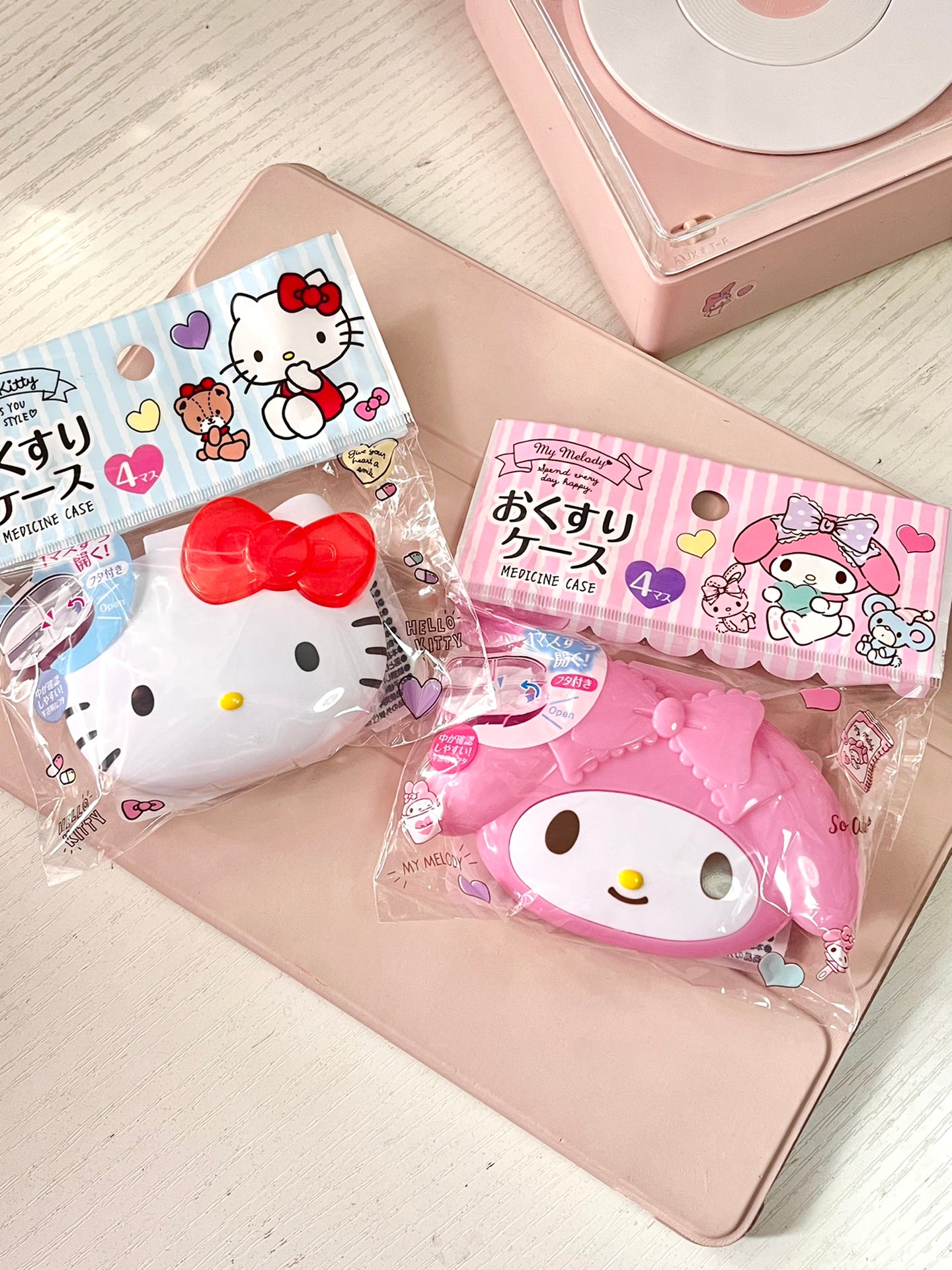 Sanrio Cute Pill Organizer-Pill Boxes for Travel Pill case Vitamins Fish Oil Supplements, Medication Organizer Dispenser for Fish Oils, Vitamin Holder Supplement