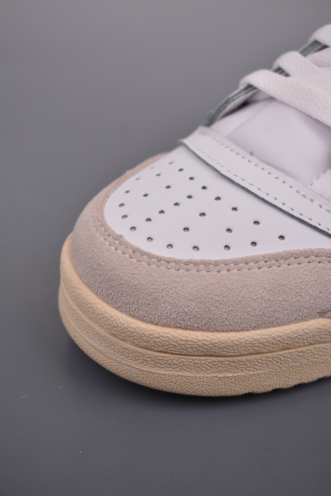 KITH x Adidas Originals Forum 84 Low CL Grey White Black GY2541