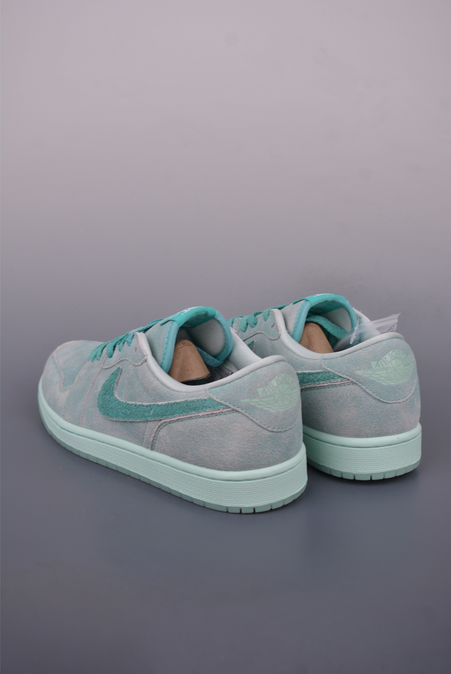 Air Jordan 1 Low 