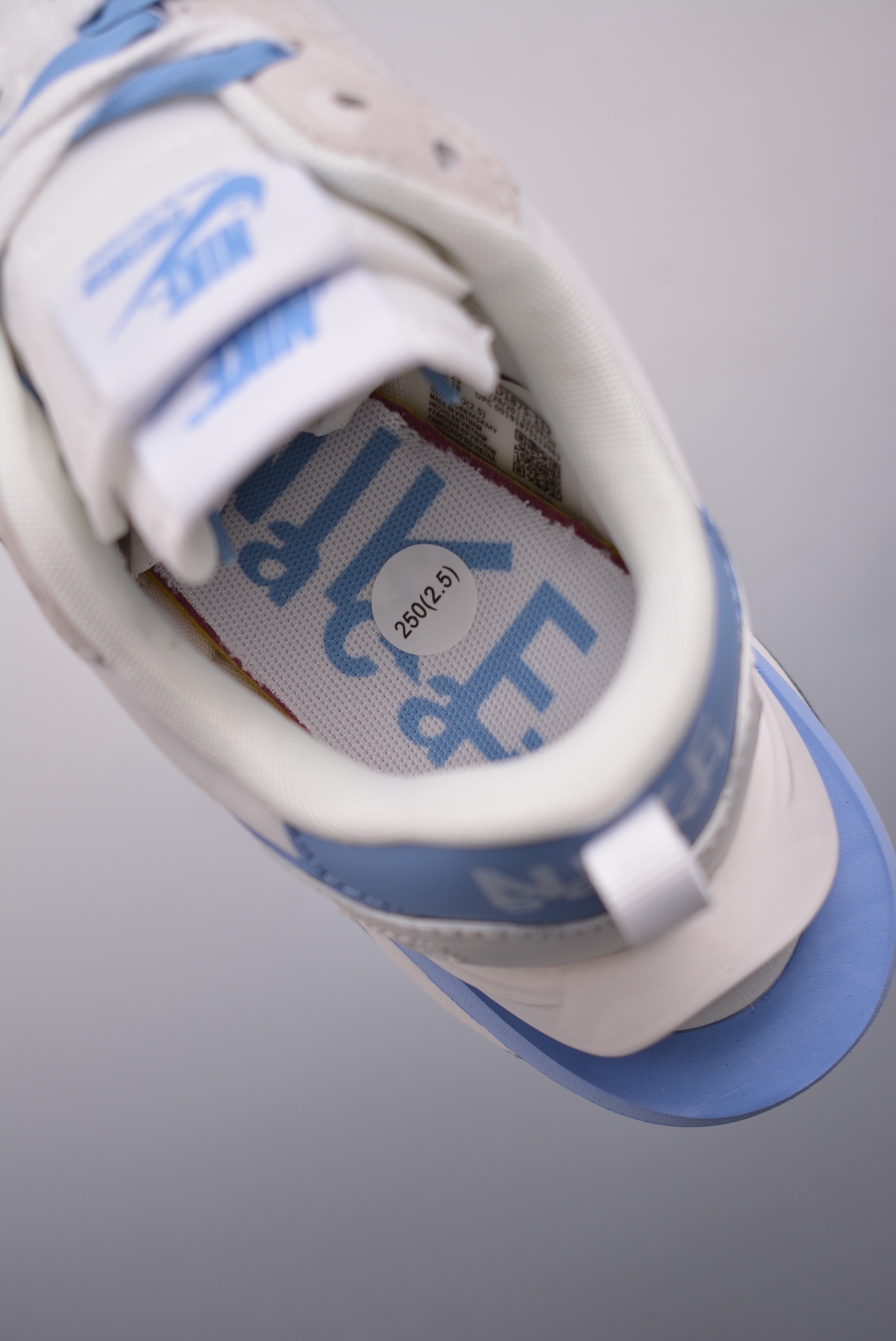 Sacai x Nike VaporWaffle 3.0 Beige University Blue DD1875-112