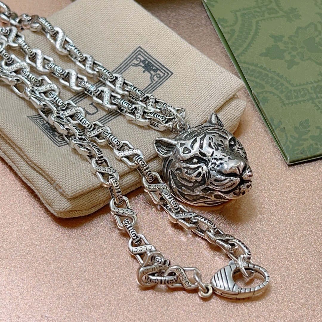 Gucci Anger Forest Series Panther Head Vintage Chain Necklace