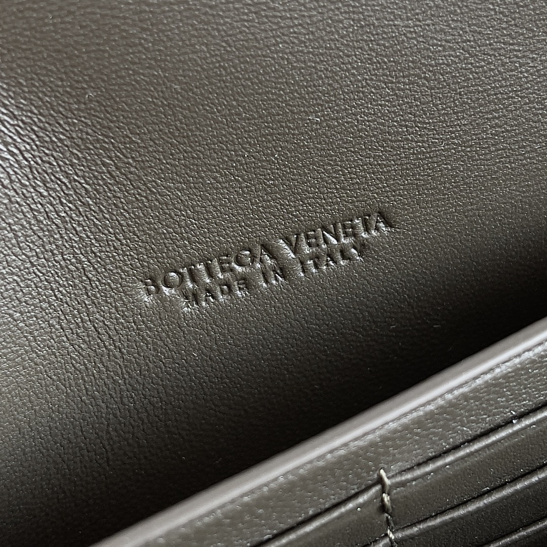 Bottega Veneta Andiamo Evening Clutch 741511