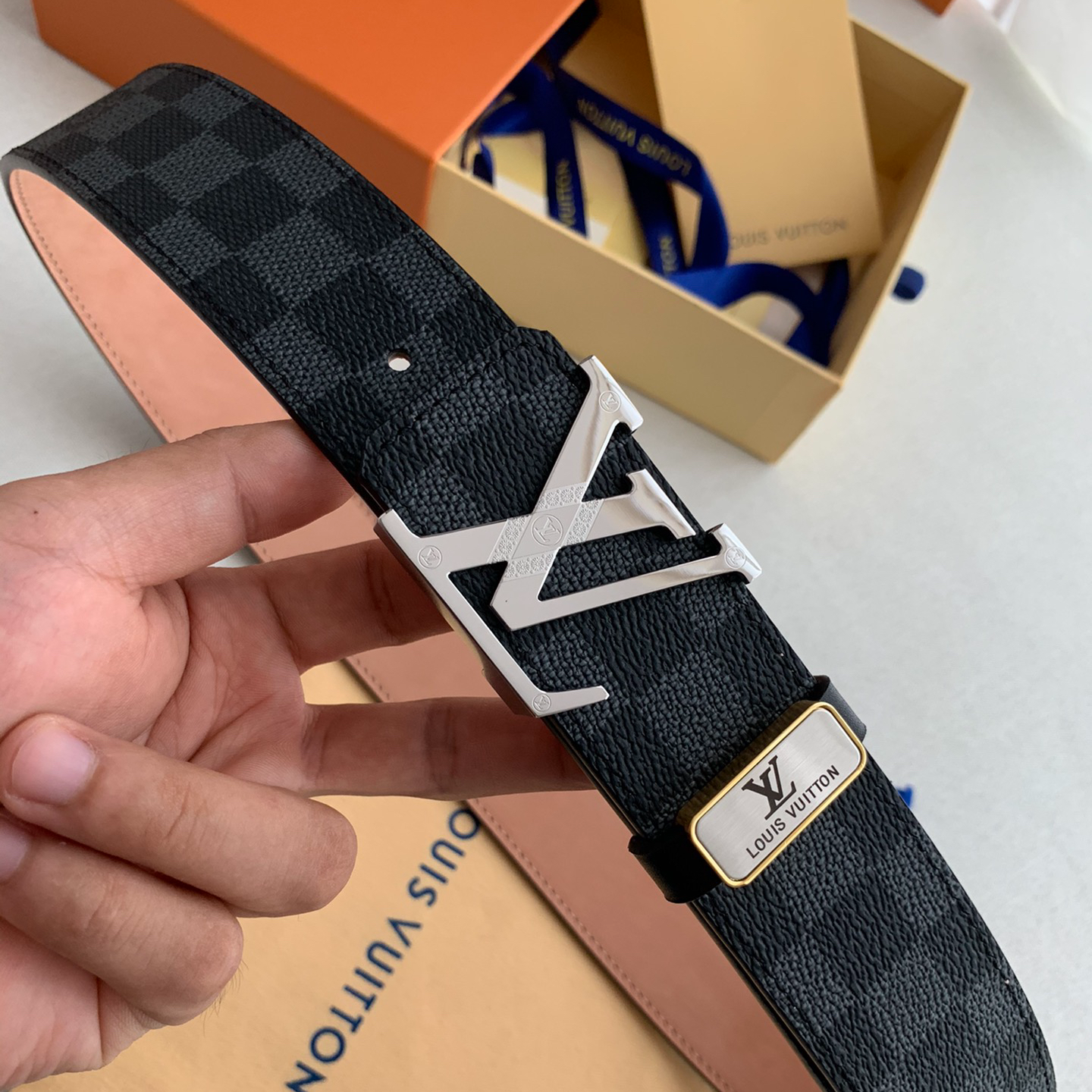 Louis Vuitton Plaid Oldskin Calfskin Men's Belt 3.8CM Width