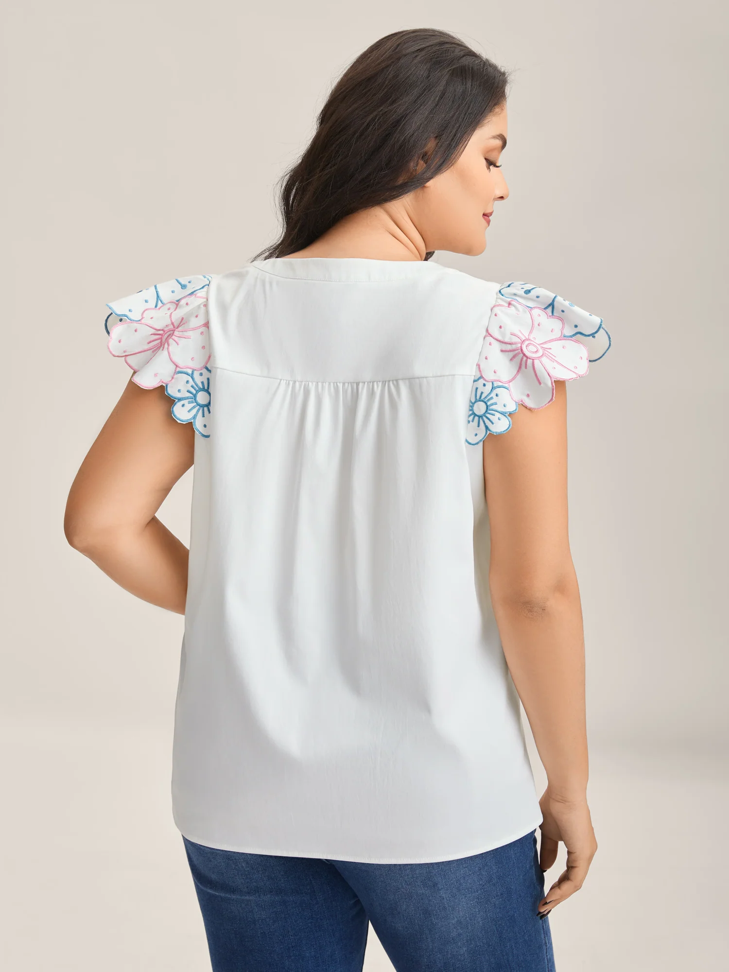 Floral Lotus Leaf Sleeve Split Neck Blouse