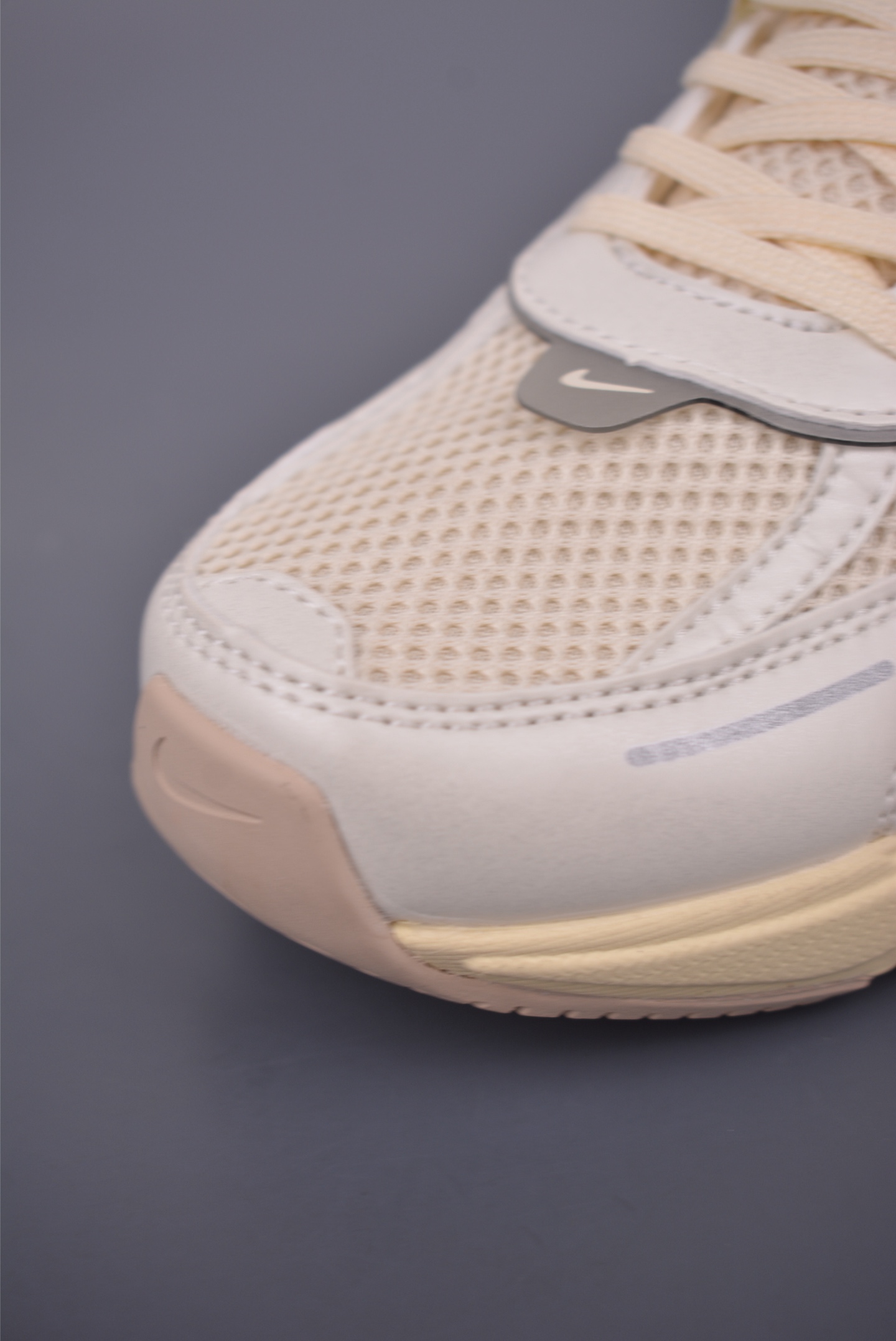 Nike V2K Runtekk 