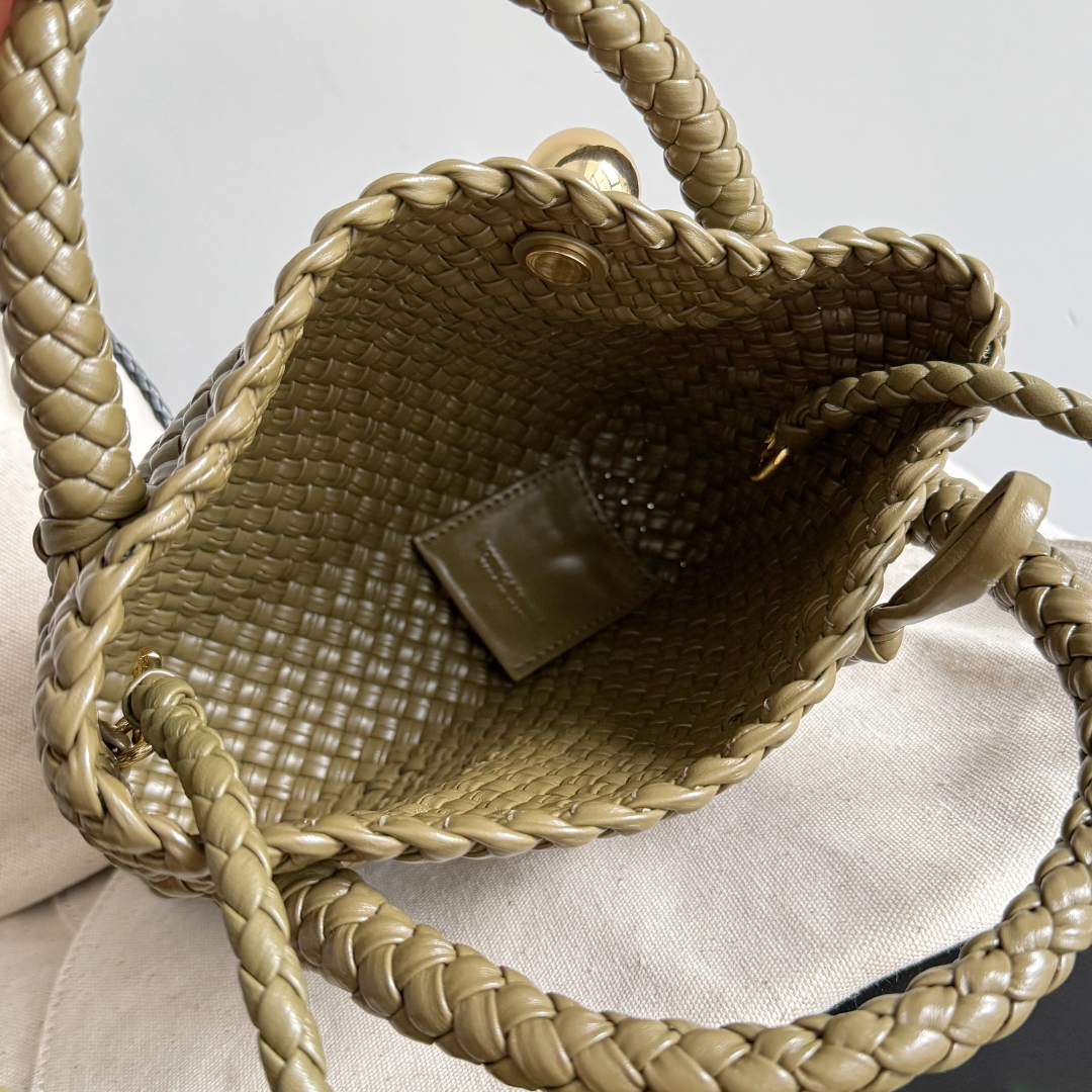 Bottega Veneta TOSCA woven handbag 776755