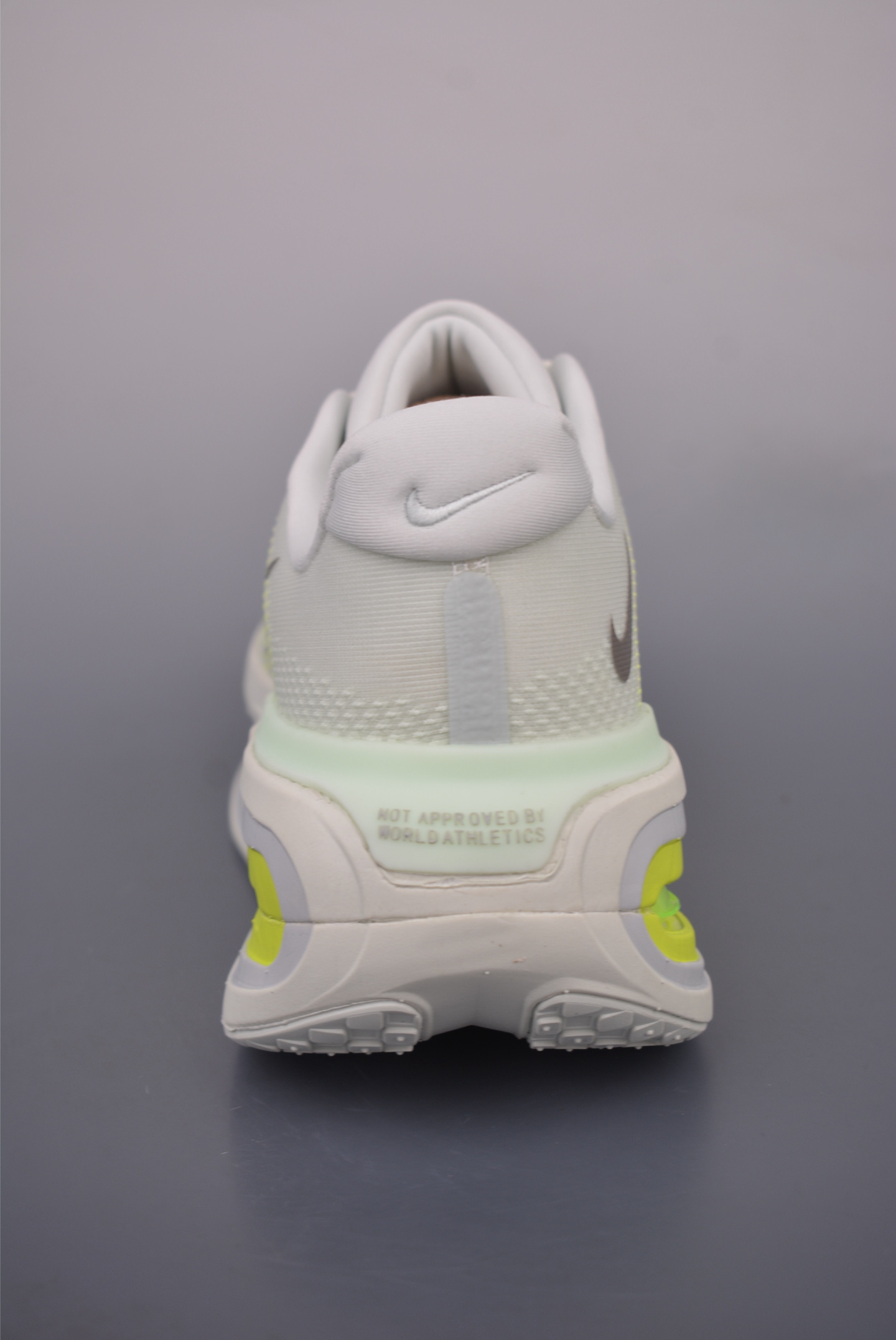 Nike Vomero premium Air running shoes HQ2050-371