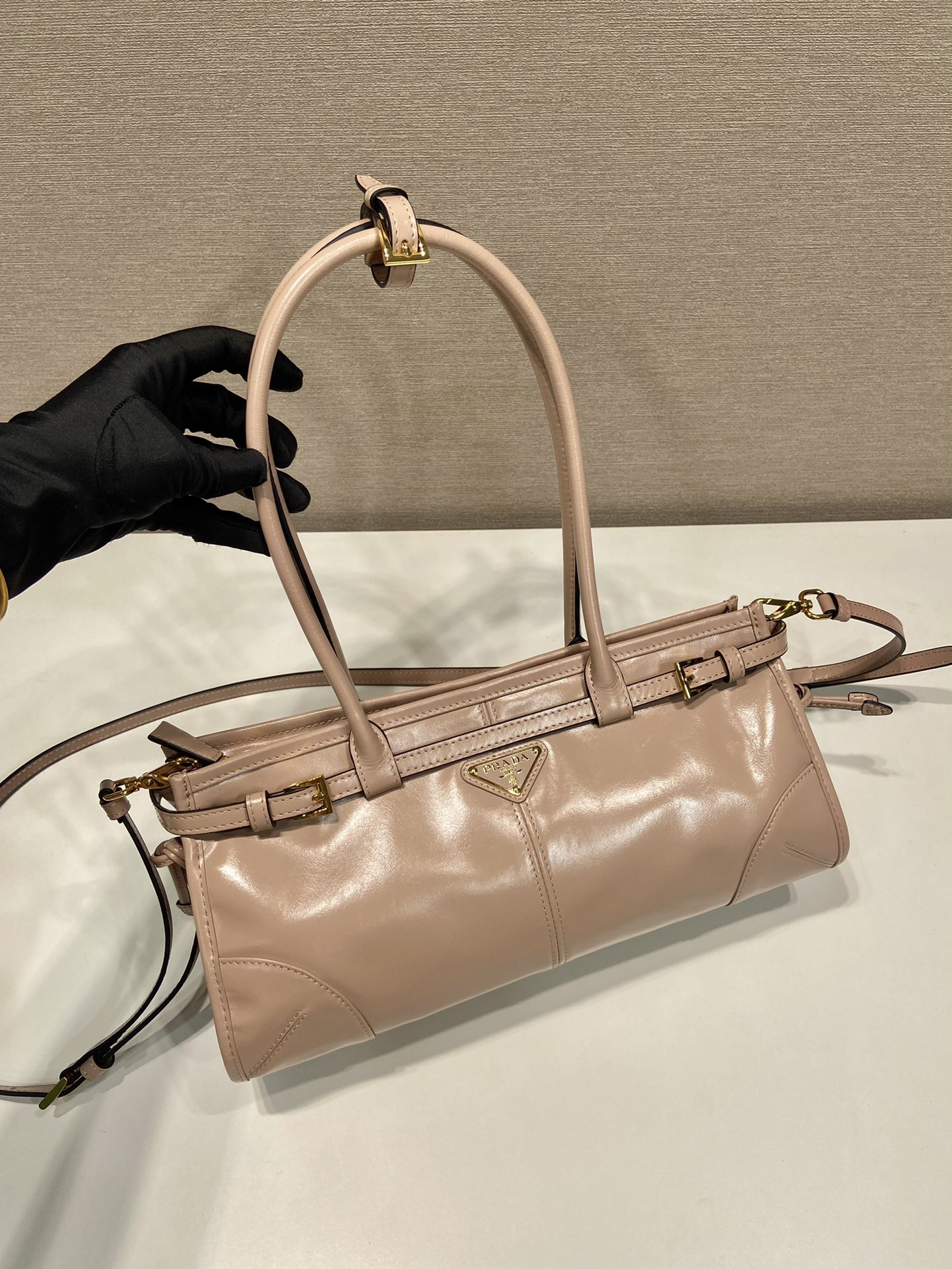 Prada lussolf waxed leather handbag 1BA426