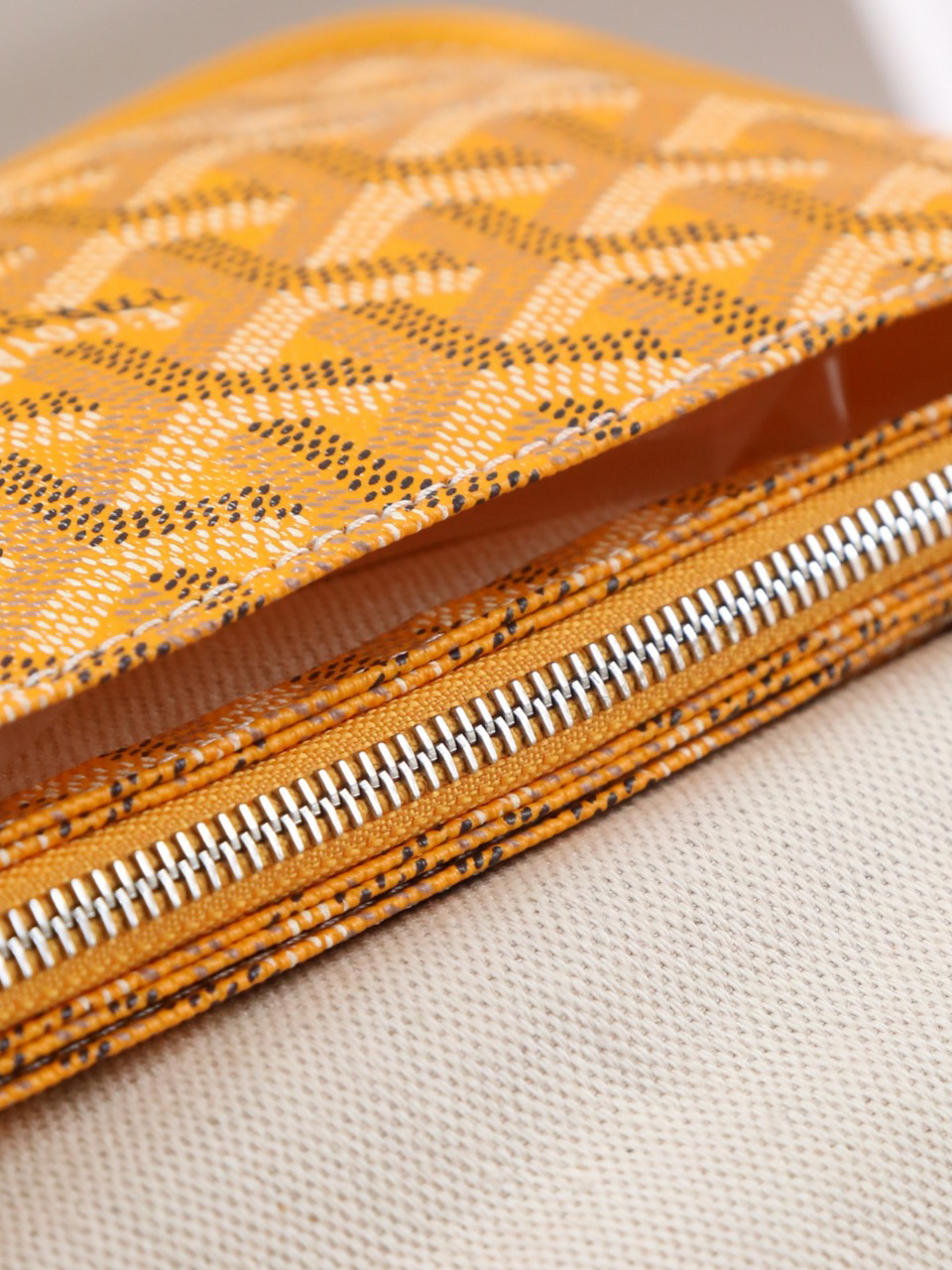 Goyard plumet clutch 020150