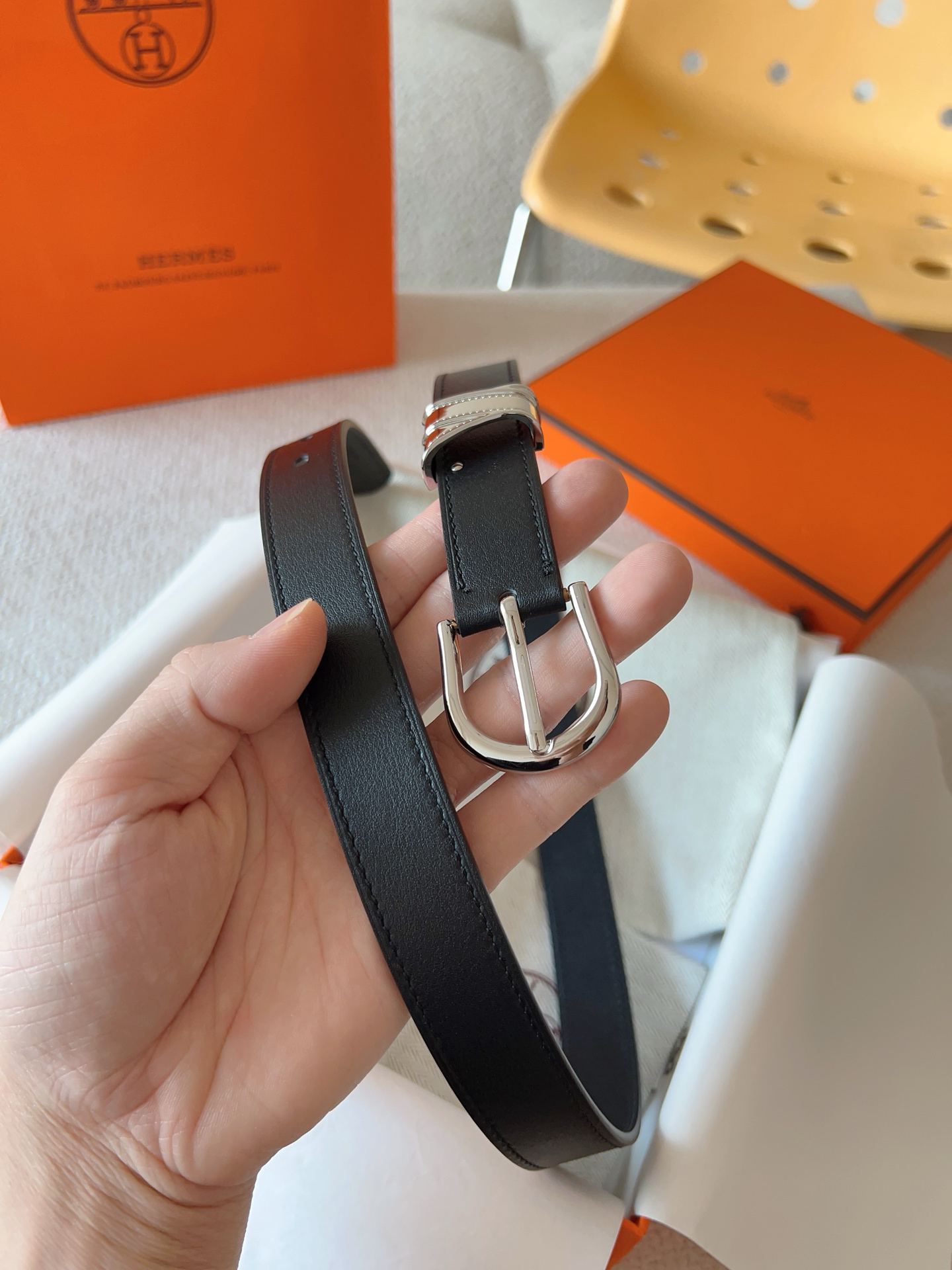 Hermès Women's Calfskin Double-Sided Pin Buckle Belt 2.4cm Width