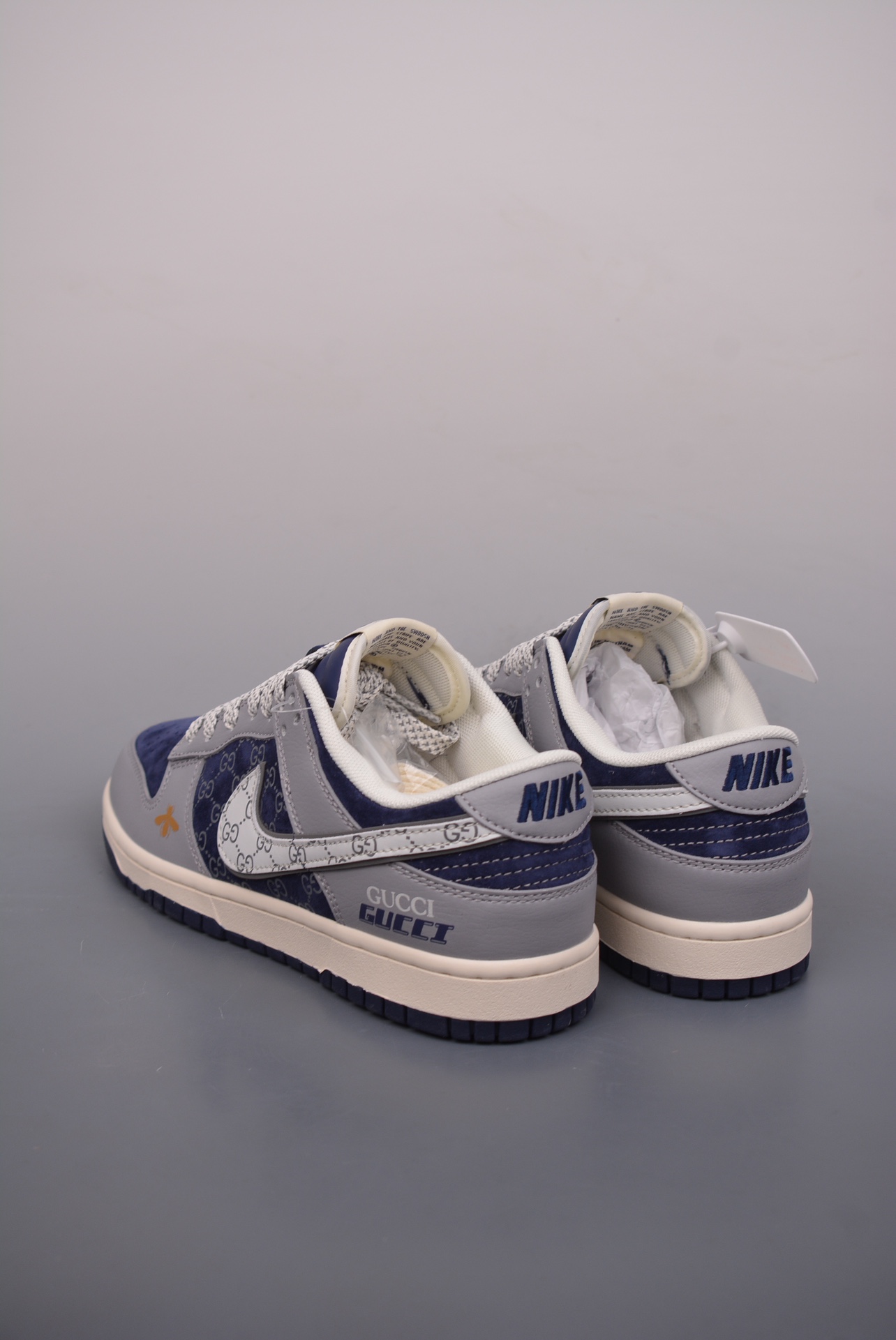 Gucci x Nike SB Dunk Low Esquisite Gucci gray and dark blue FC1688-195