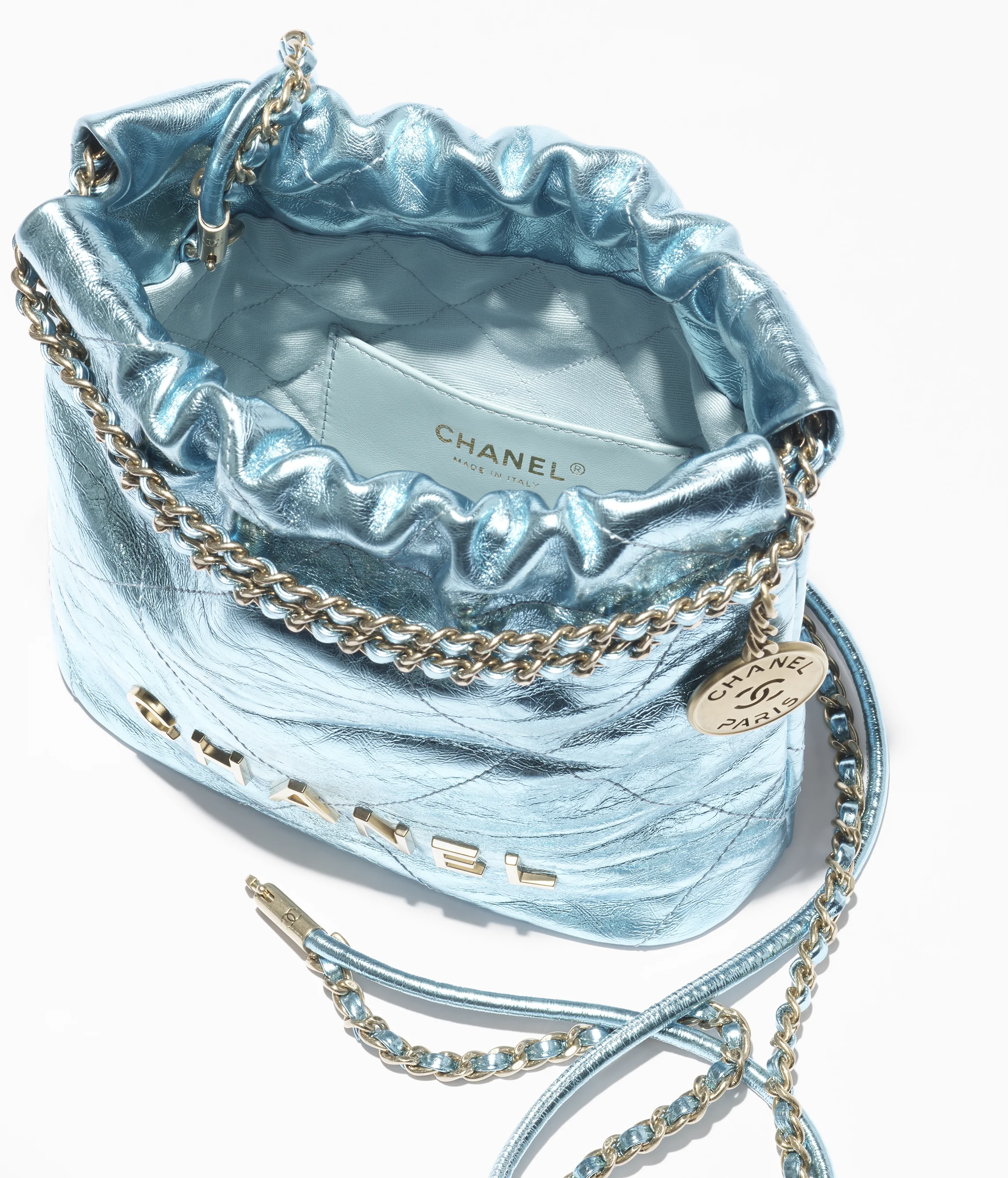 CHANEL 22 Mini Handbag Metallic Calfskin & Gold Metal Light Blue AS3980-B18806-NABKB