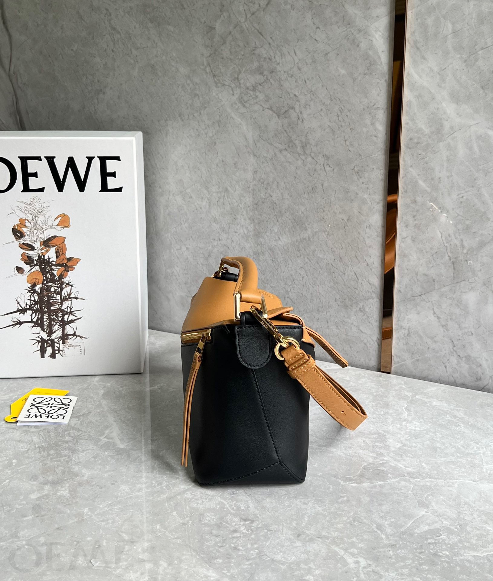 Loewe suede colorblocked zzle bag 0681