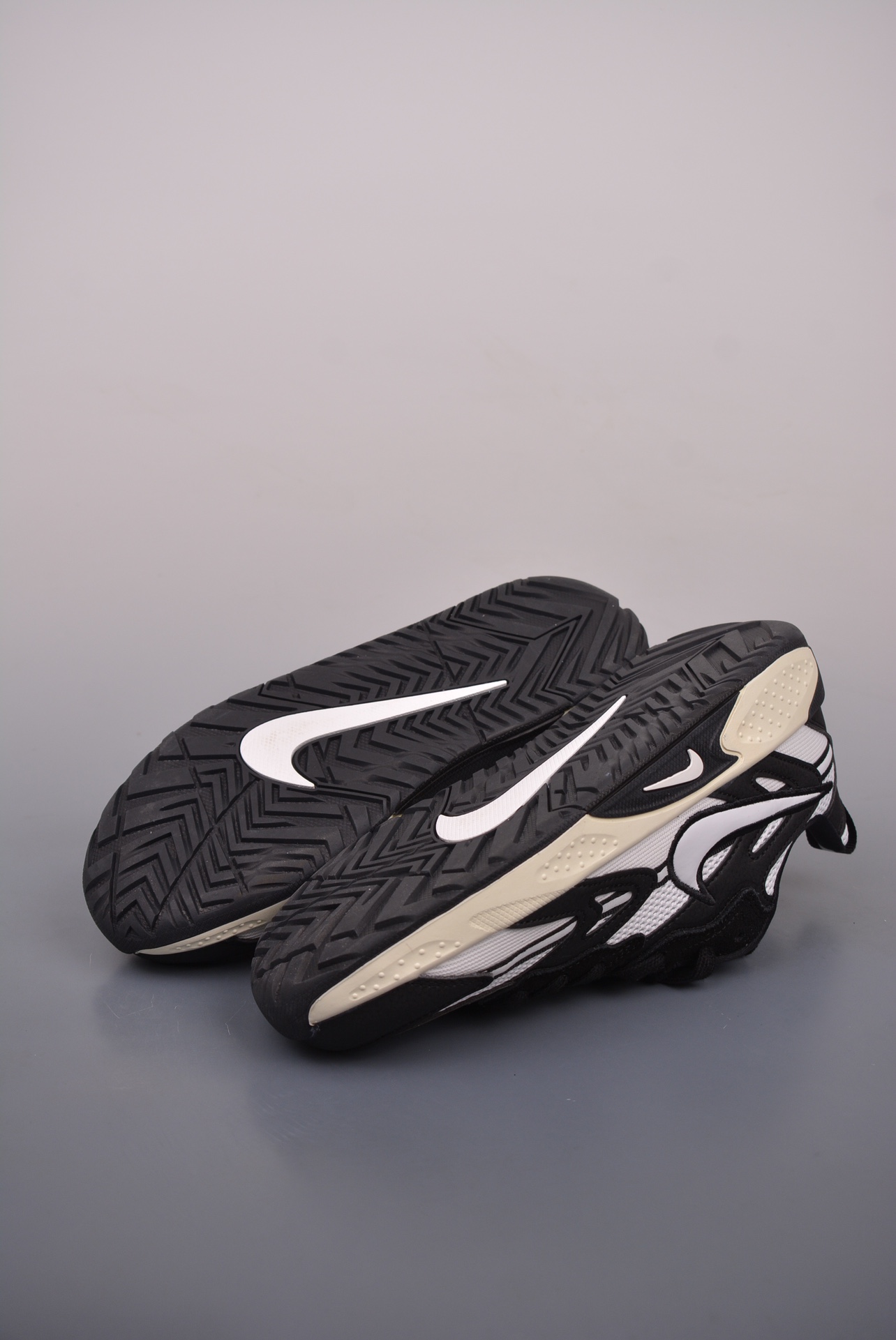 Futura x Nike Jam Breaking Black and White FZ8966