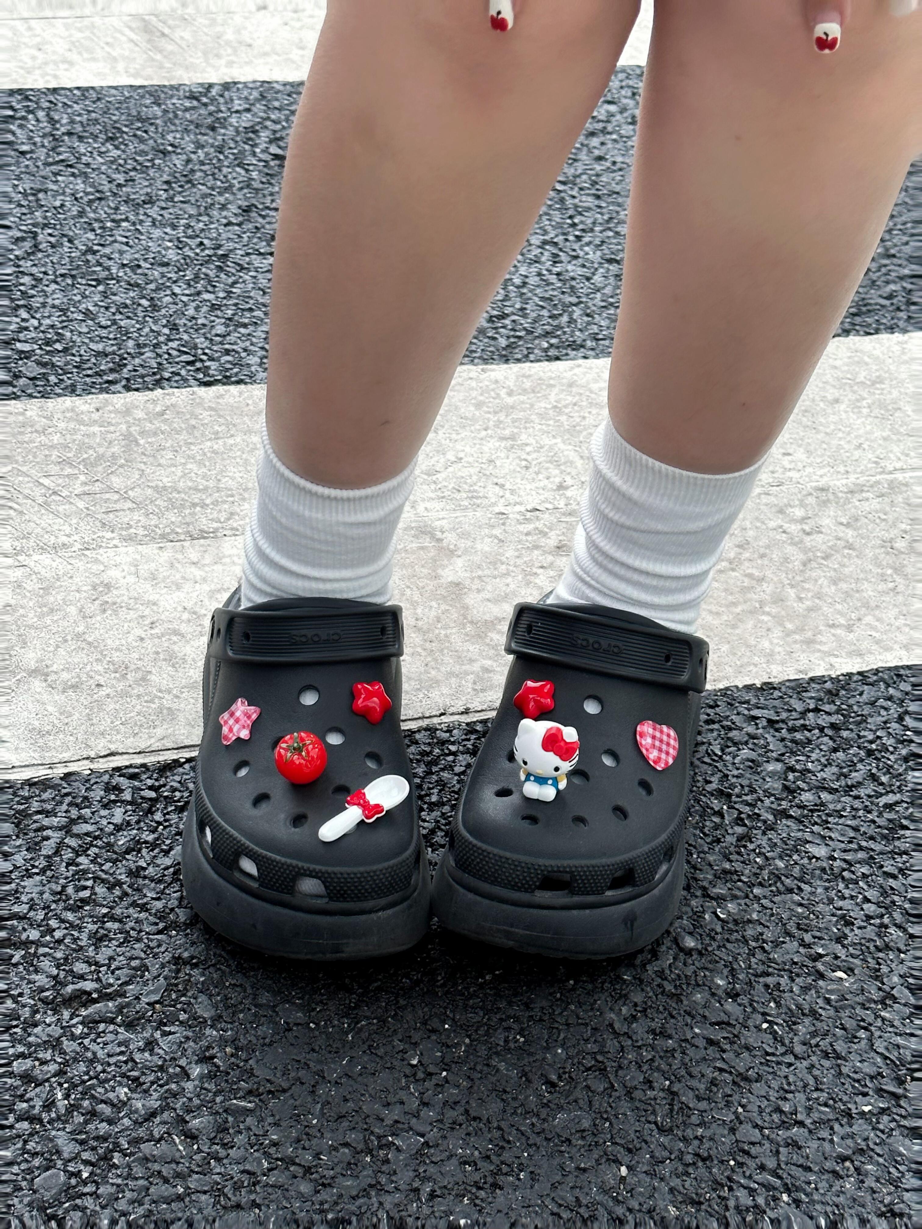 Hellokitty Charms Cute Pack Pins Shoe Decoration Croc Accessories for Croc Bags Clogs Slides