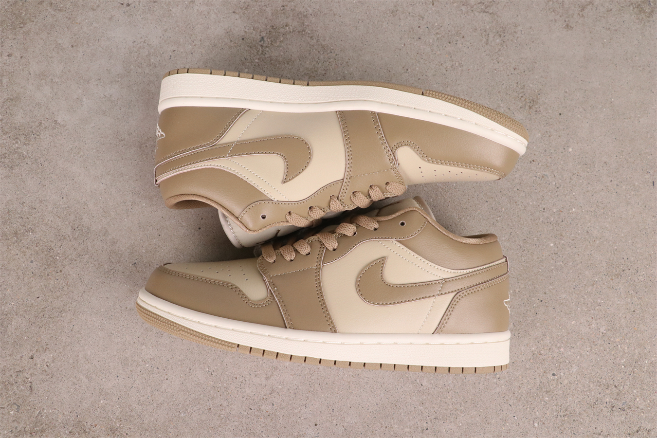 Air Jordan 1 Low'Rattan' DC0774-203