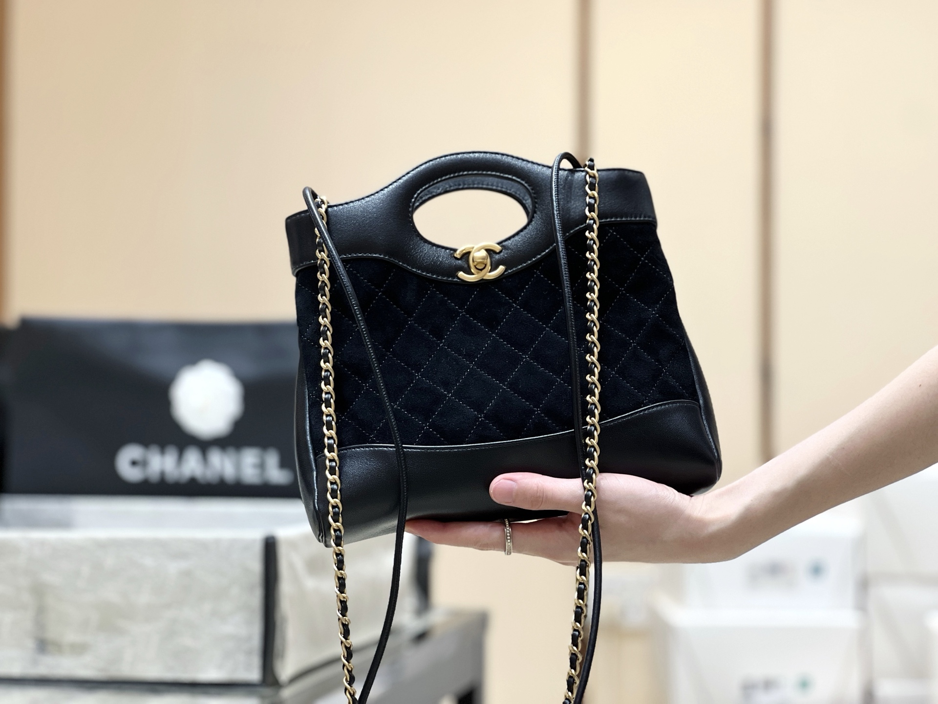 Chanel 25P Spring/Summer Preview Collection mini 31 suede Bag AS4133 00128