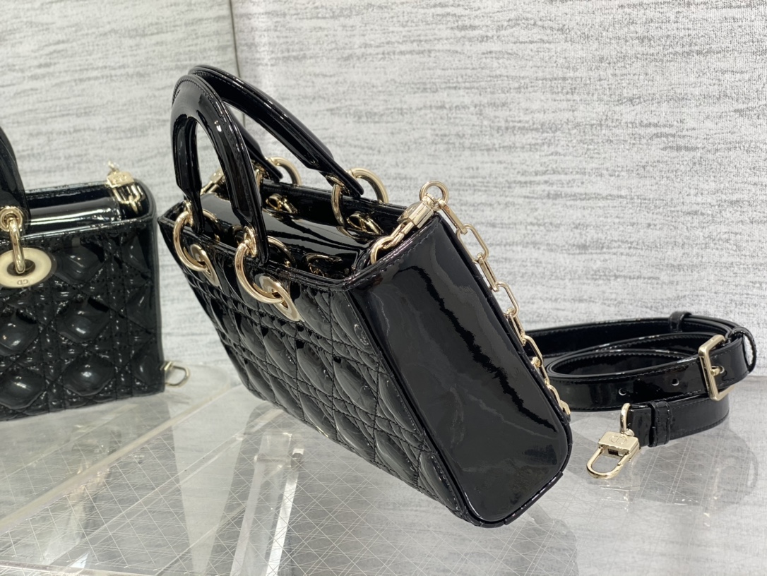 Dior D-joy Medium Patent Leather Bag