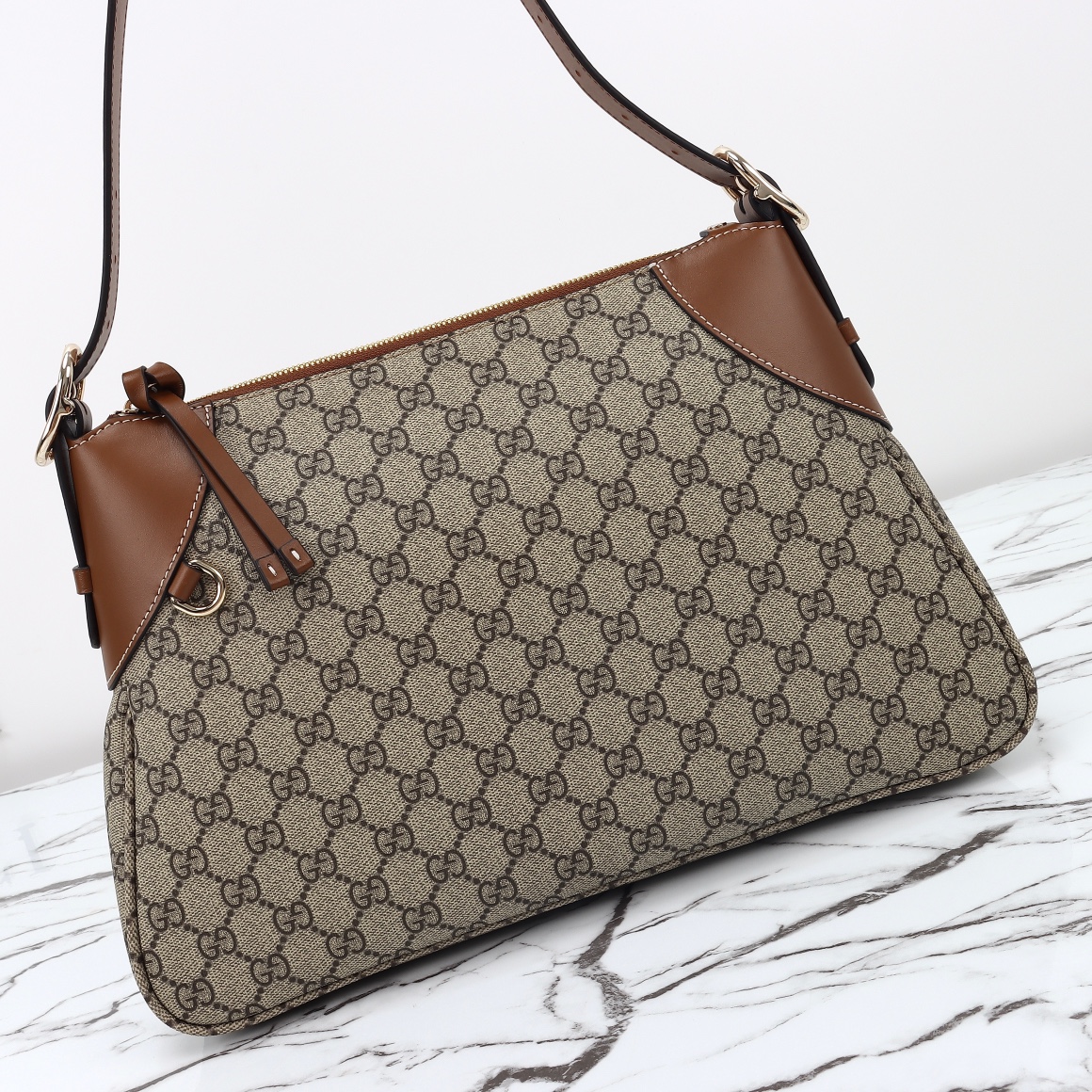 Gucci GG Emblem large shoulder bag 815217 FAD6L 9758