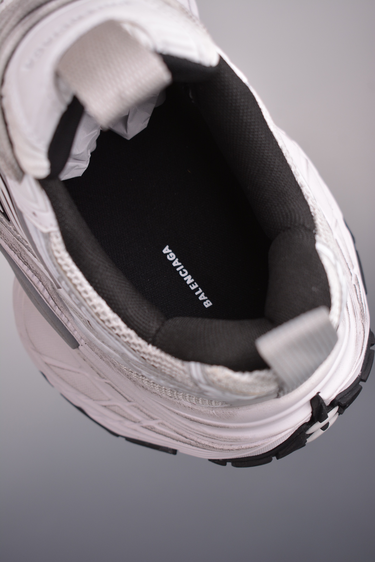 BALENCIAGA Cargo Sneaker 10XL White Distressed