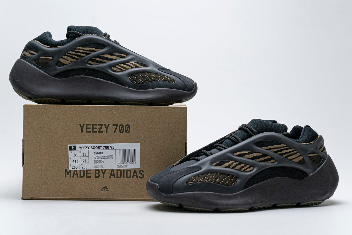 700V3