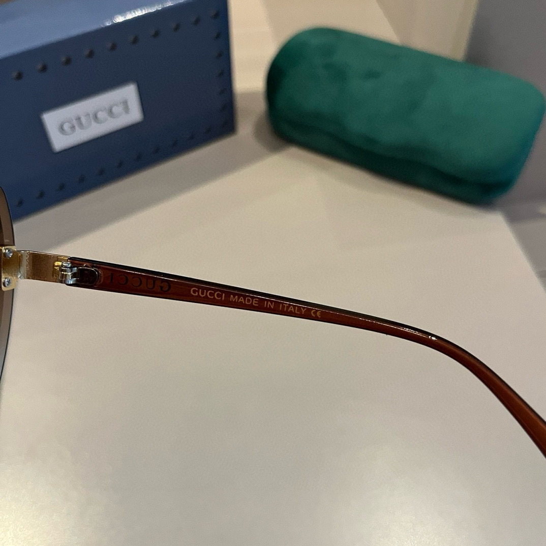 Gucci rimless sunglasses