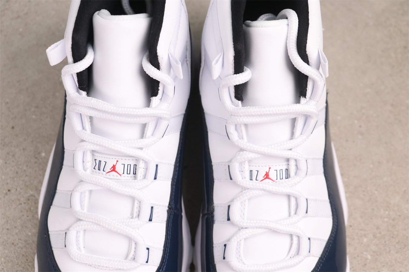 Air Jordan 11 Retro Rare Air IH0296-400
