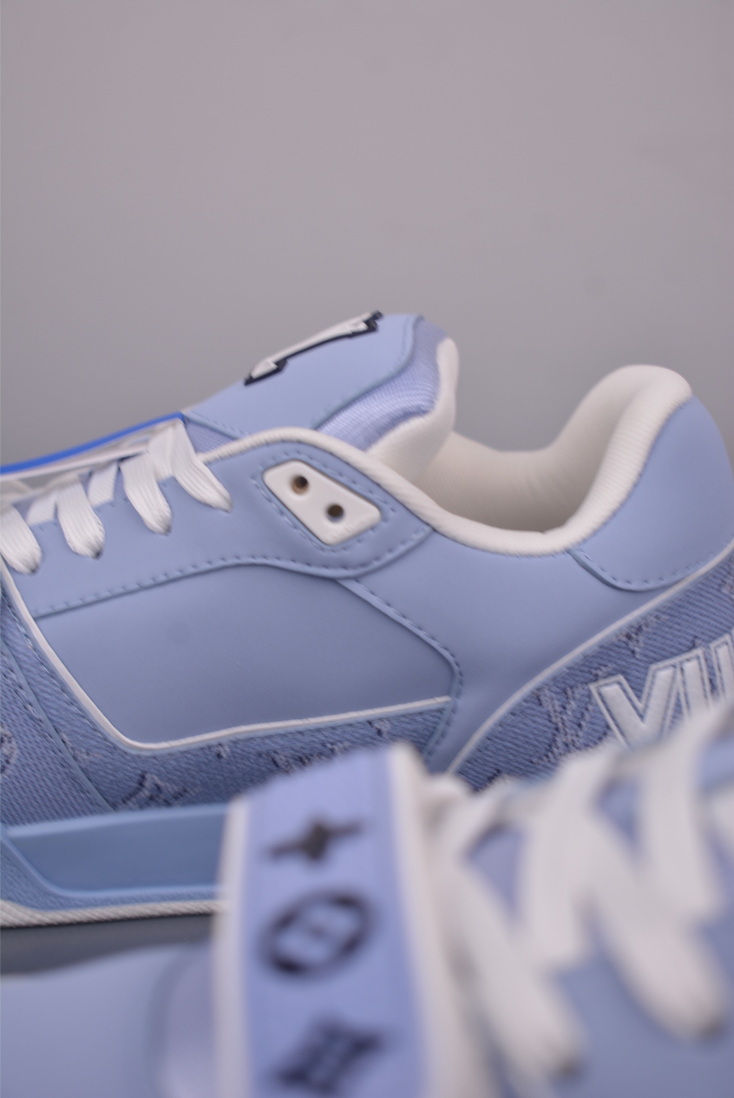 Louis Vuitton Archlight Sneakers 