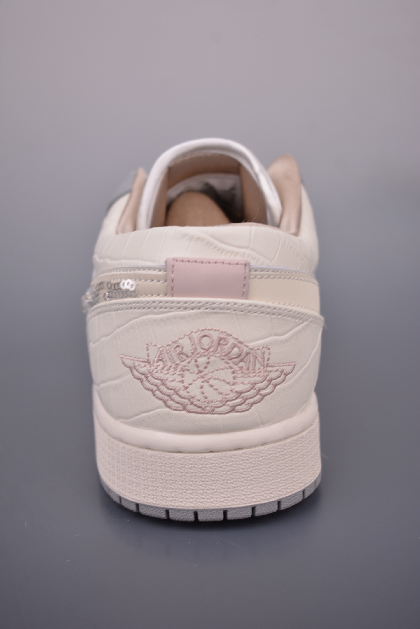 Air Jordan 1 Low 