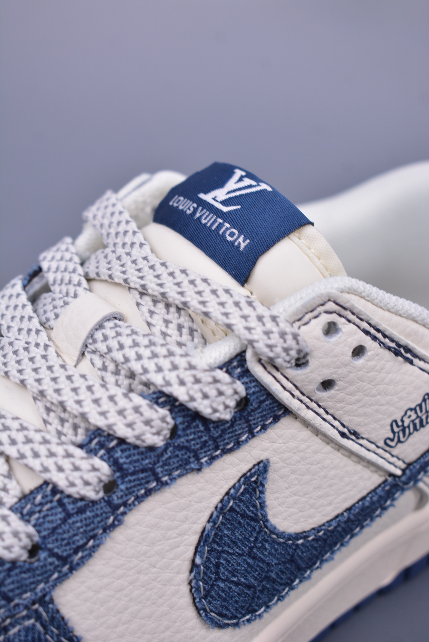 LV x Nike SB Dunk Low low-top sneakers Denim Blue and White FC1688-221