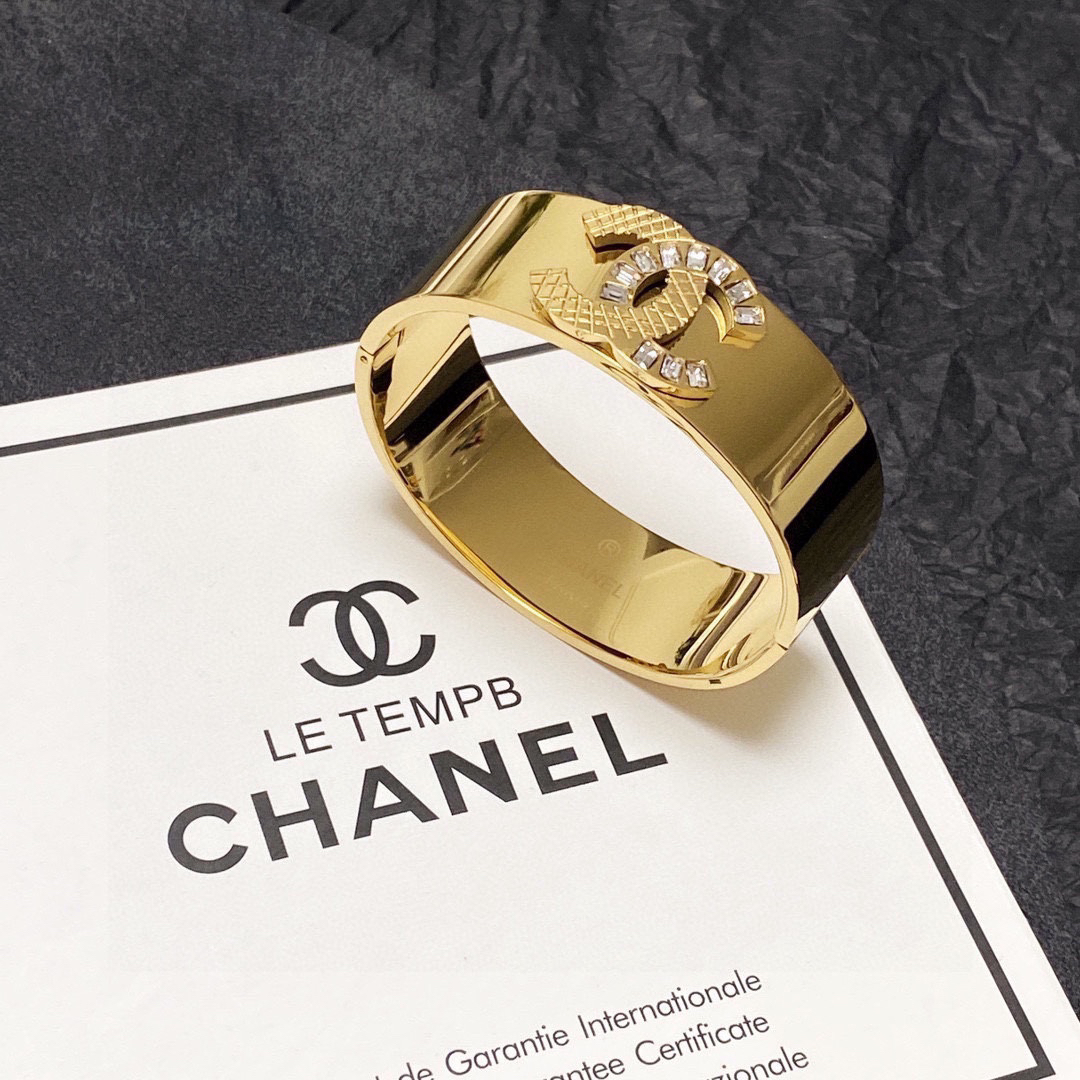 Chanel wide micro diamond bracelet