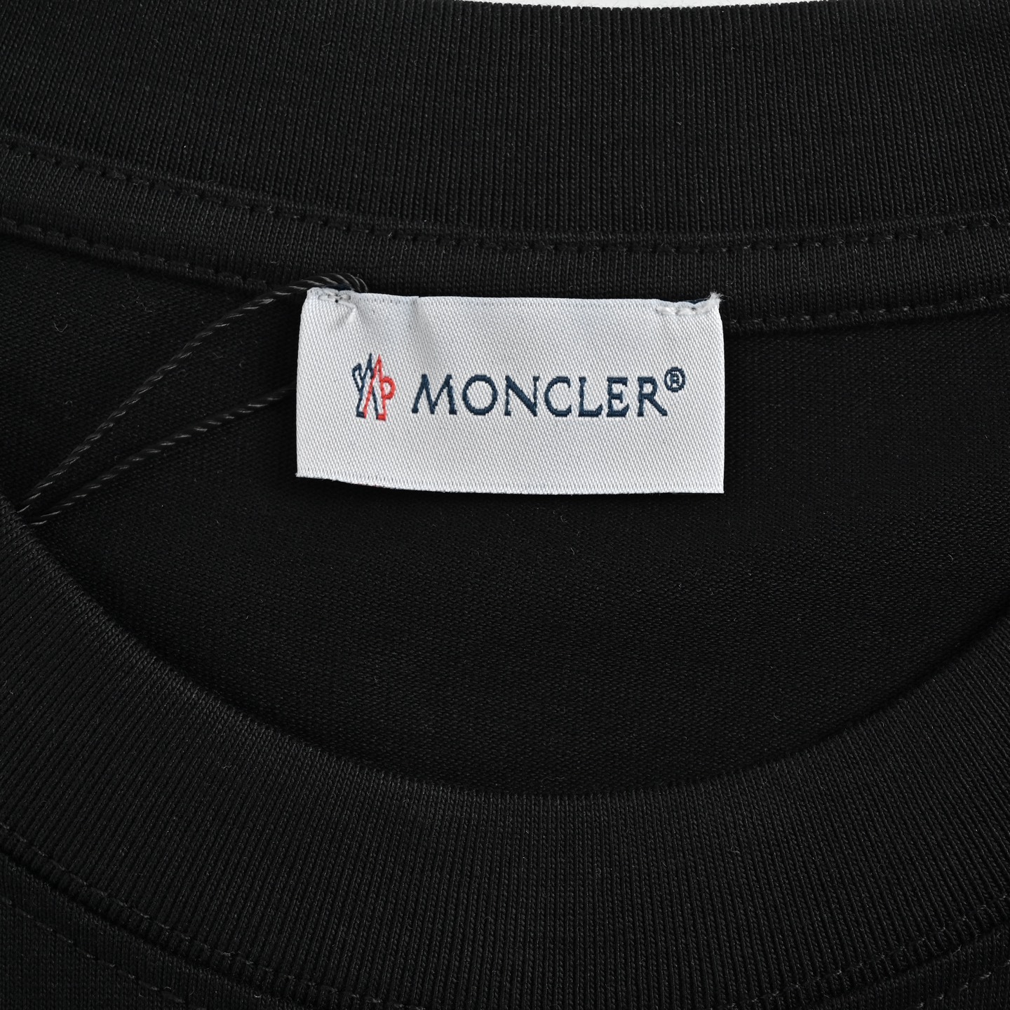 Moncler 25ss embroidered logo short sleeve