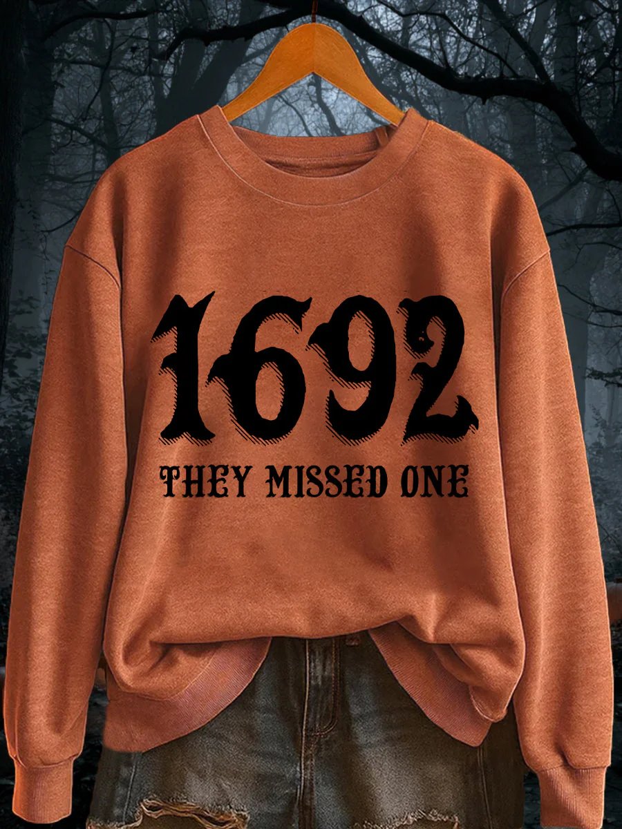 🔥Buy 3 Get 10% Off🔥Women's Funny Halloween Witch Salem 1692 They Missed One Sweatshirt