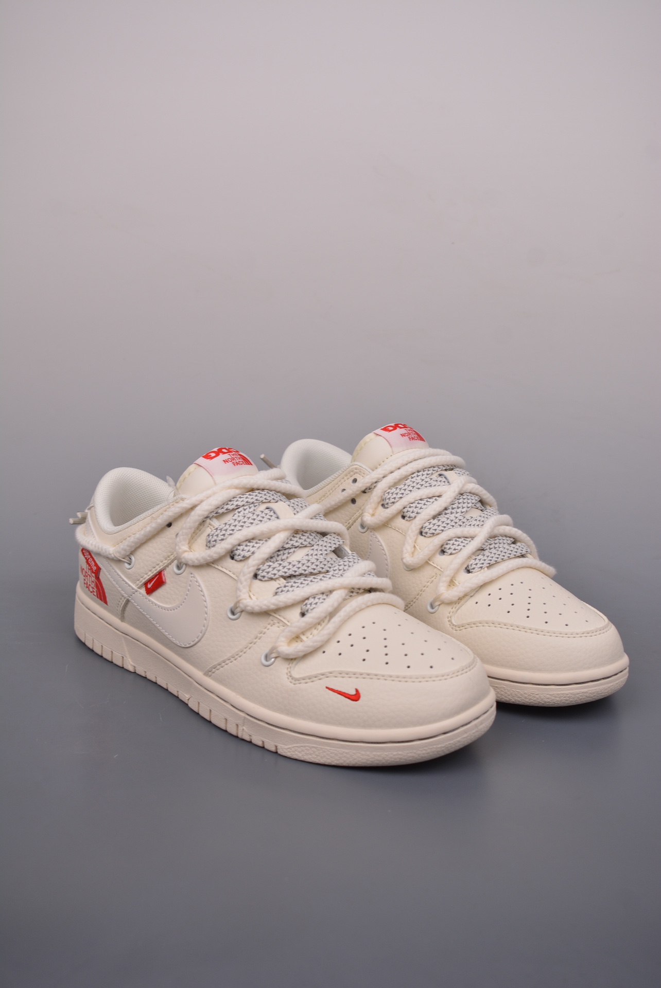 The North Face x Supreme x Nike SB Dunk Low The North Face Off-White Red YX5066-229