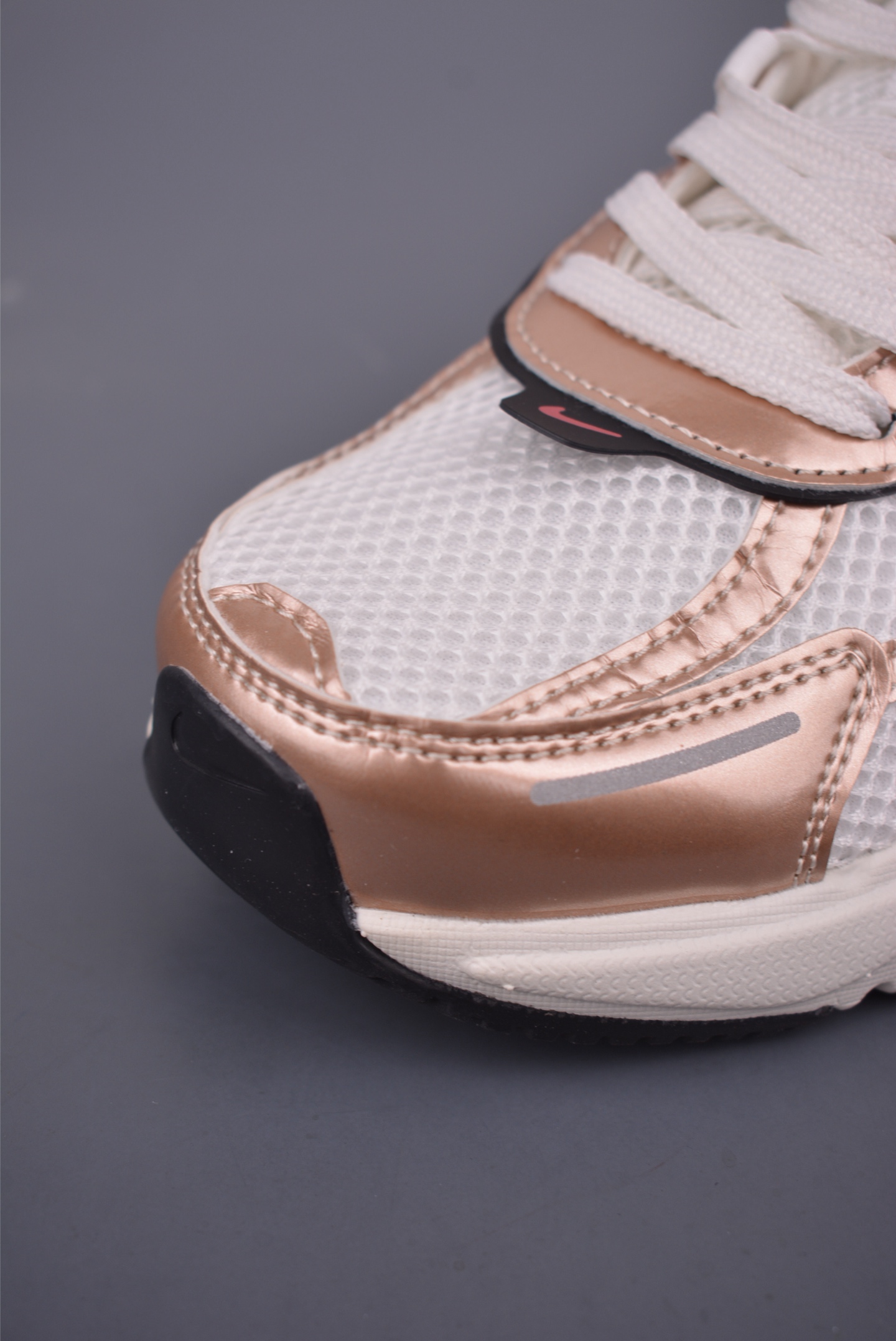 Nike V2K Runtekk 