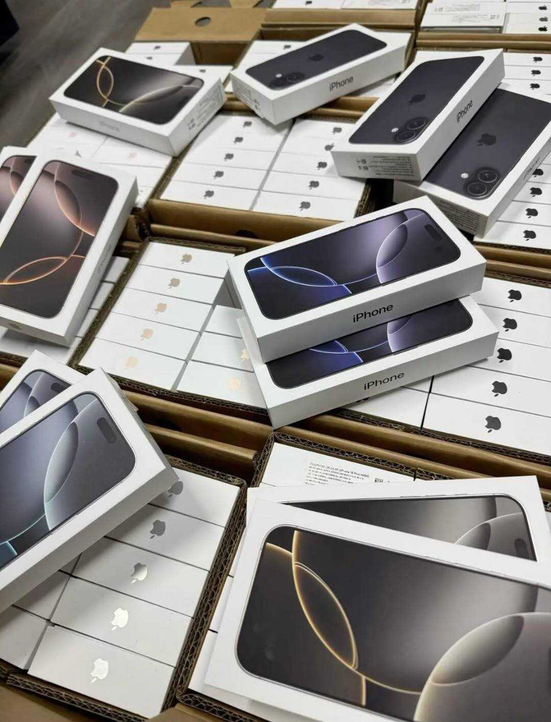 🎁2025 Amazon Warehouse Return Pallets📱💻🎮 - Last Chance to Order